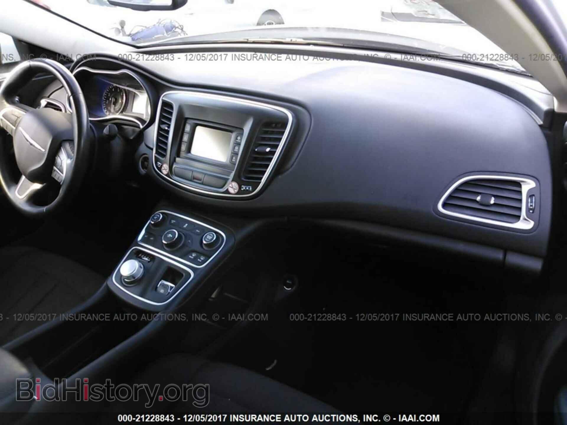 2016 Chrysler 200 - VIN: 1C3CCCAB1GN164333 - Фото 5