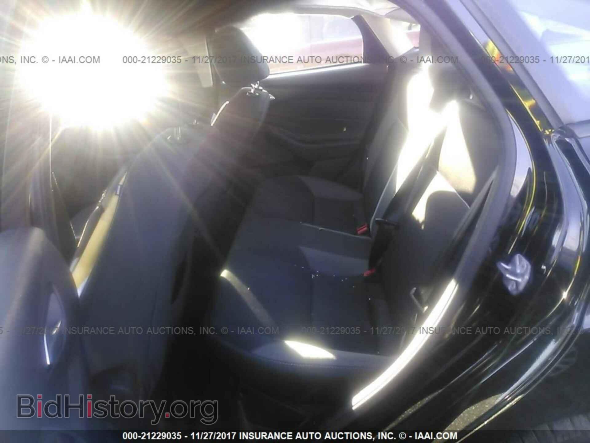2014 Ford Focus - VIN: 1FADP3F21EL361739 - Photo 8