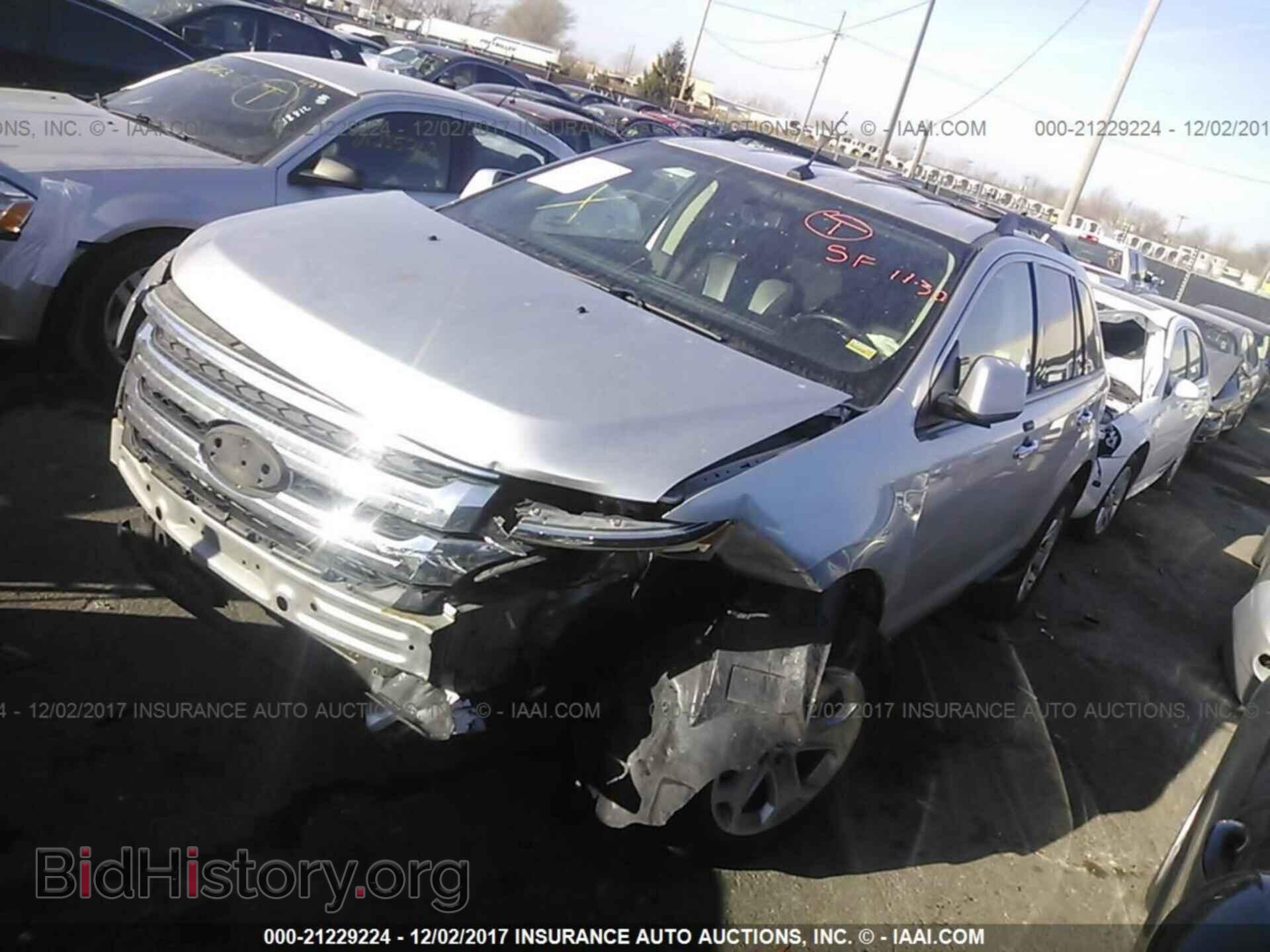2011 Ford Edge - VIN: 2FMDK3JC7BBA65060 - Фото 2