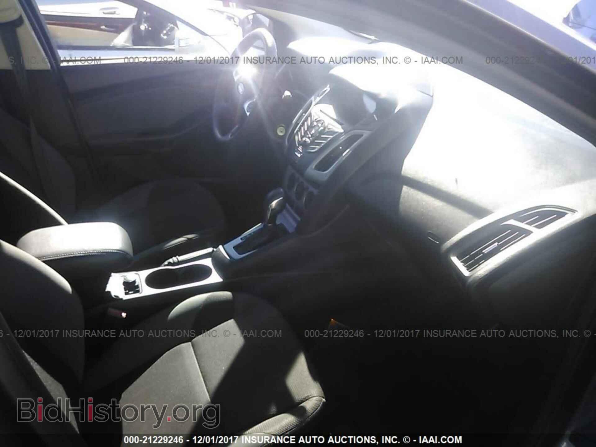 2012 Ford Focus - VIN: 1FAHP3F23CL188739 - Фото 5