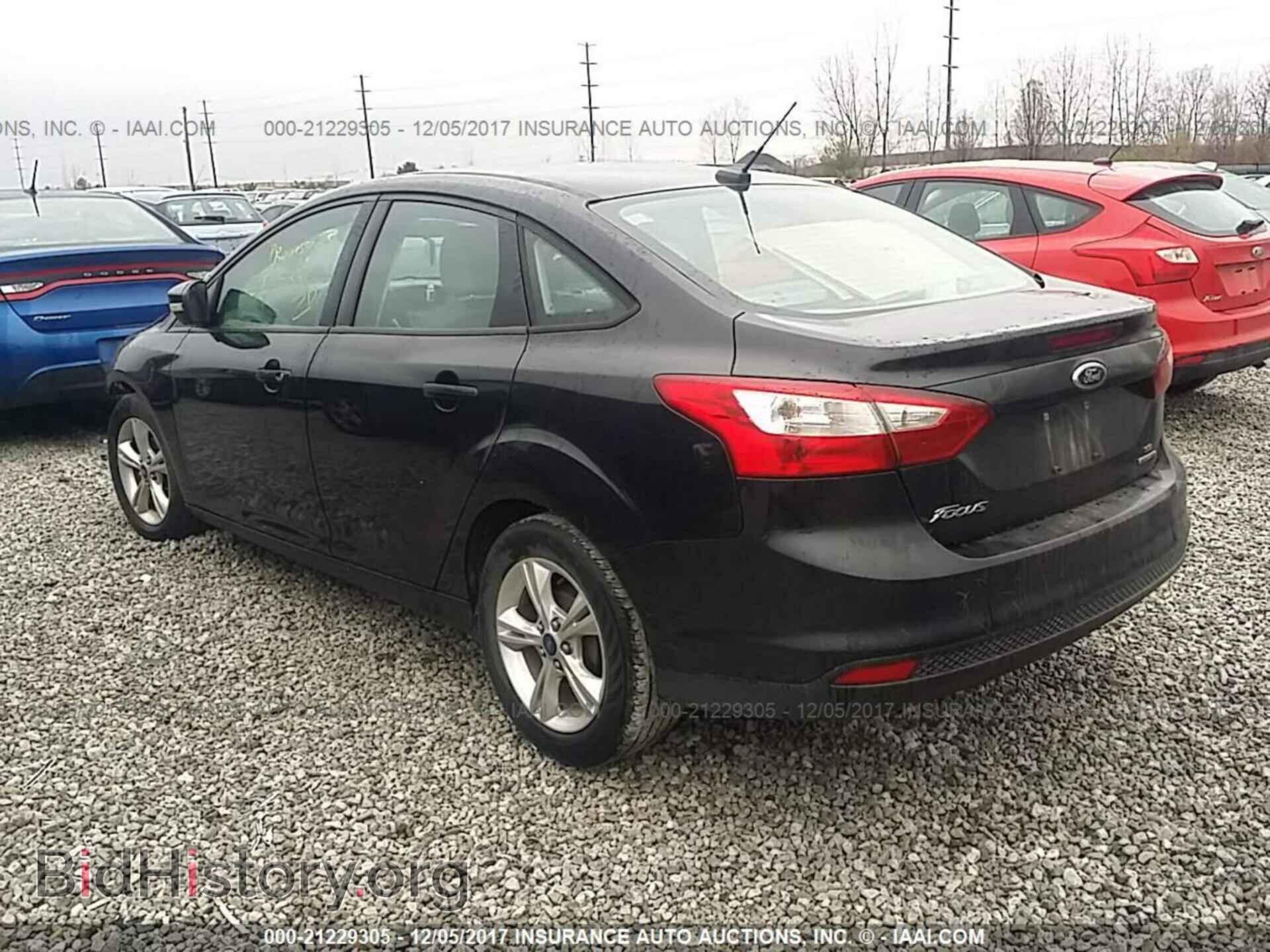 2013 Ford Focus - VIN: 1FADP3F23DL199711 - Photo 3