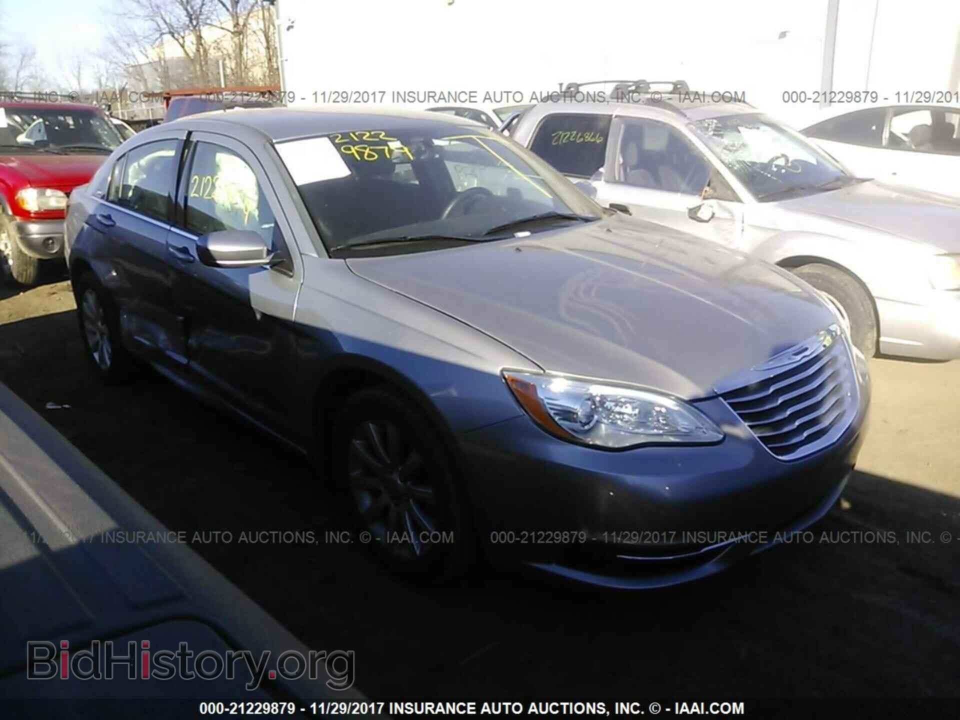 Photo 1C3CCBBB4DN509746 - Chrysler 200 2013