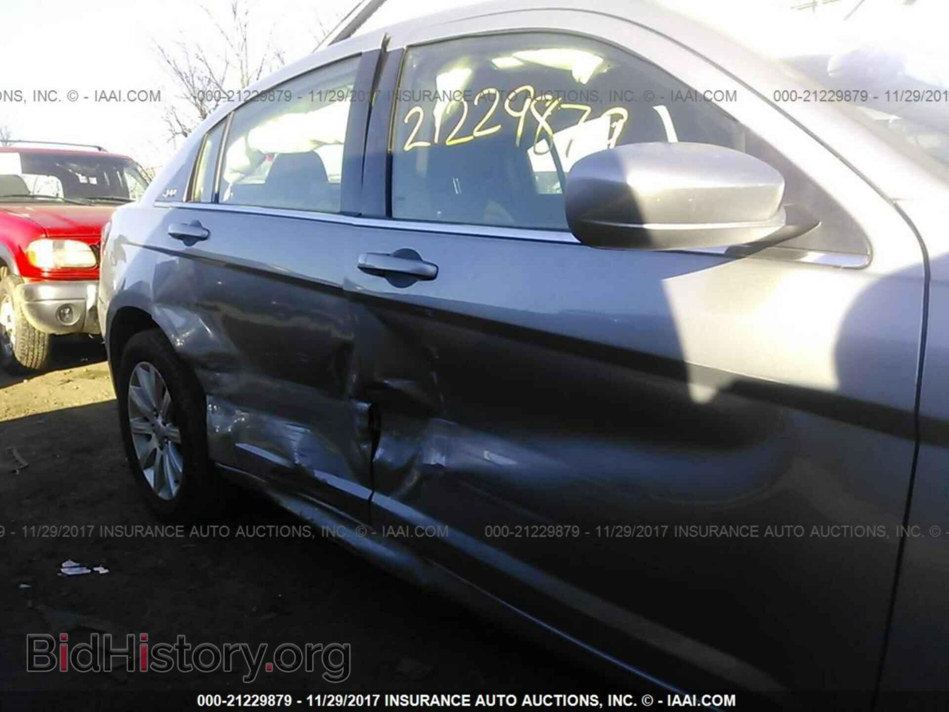 2013 Chrysler 200 - VIN: 1C3CCBBB4DN509746 - Фото 6