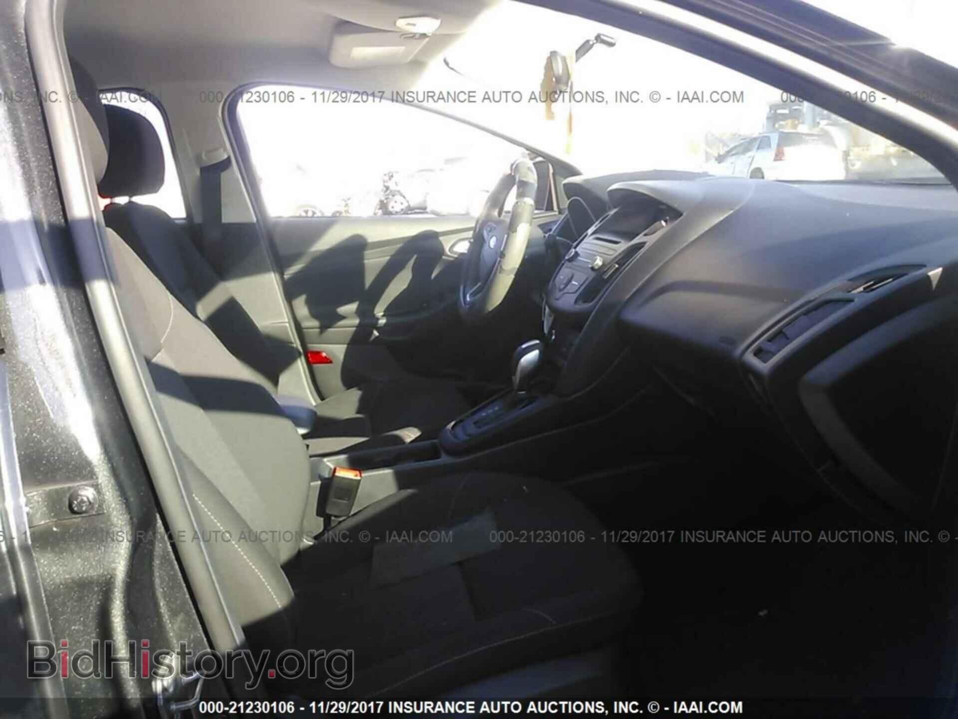2016 Ford Focus - VIN: 1FADP3F23GL397225 - Фото 5