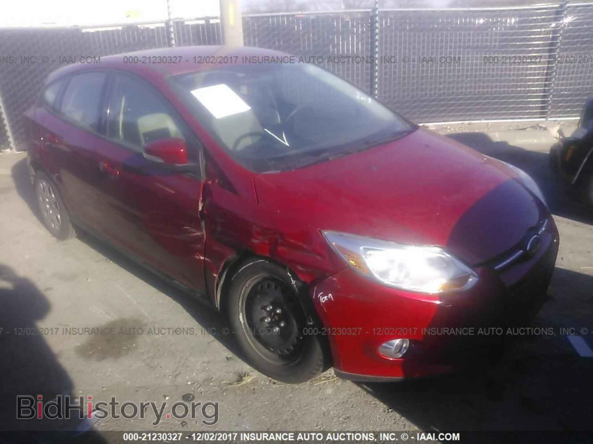Photo 1FAHP3K24CL215386 - Ford Focus 2012