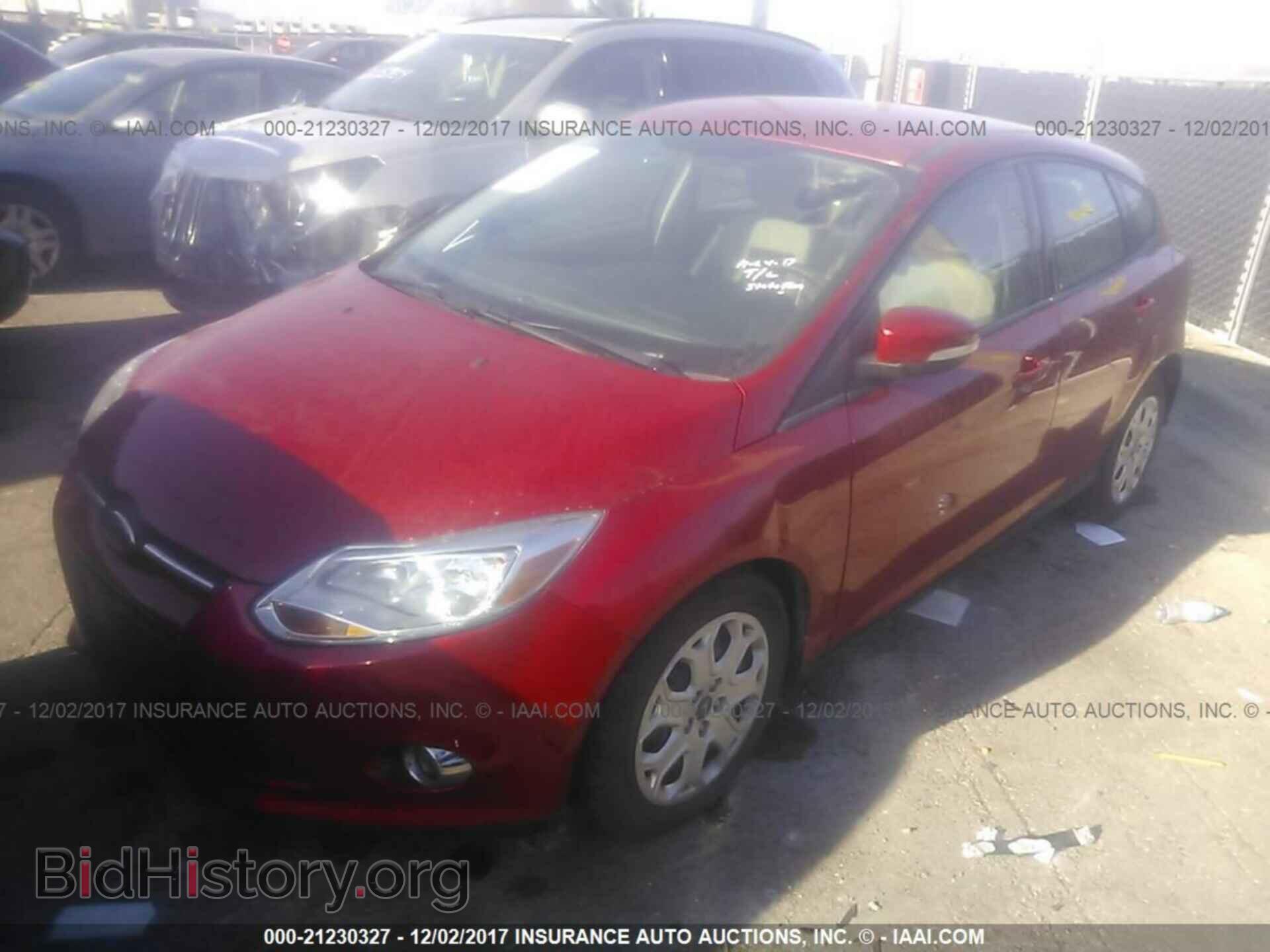 2012 Ford Focus - VIN: 1FAHP3K24CL215386 - Photo 2