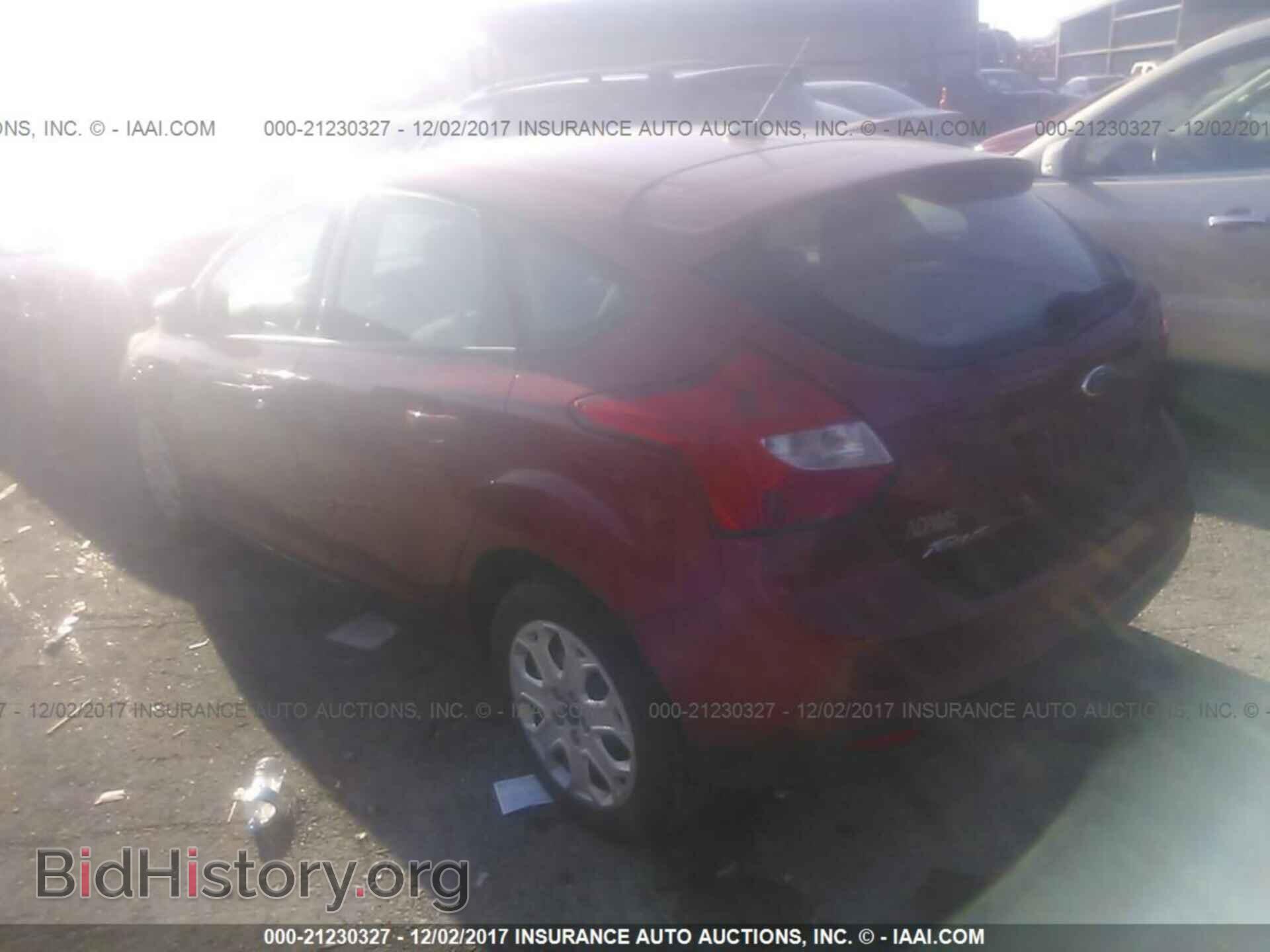 2012 Ford Focus - VIN: 1FAHP3K24CL215386 - Photo 3