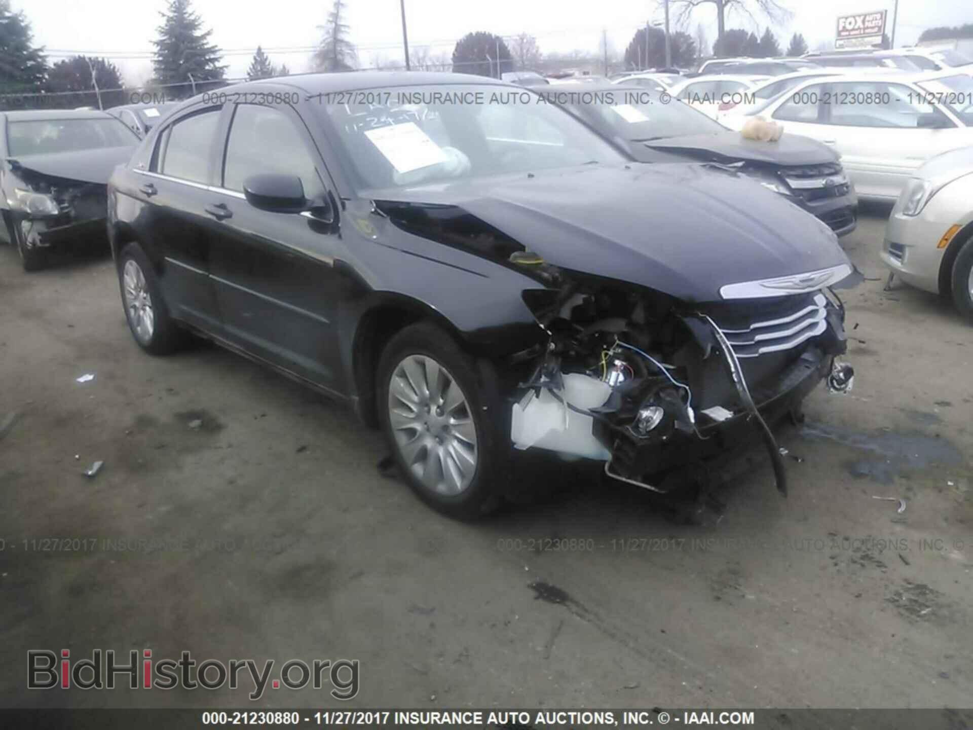 Photo 1C3CCBAB4CN204697 - Chrysler 200 2012