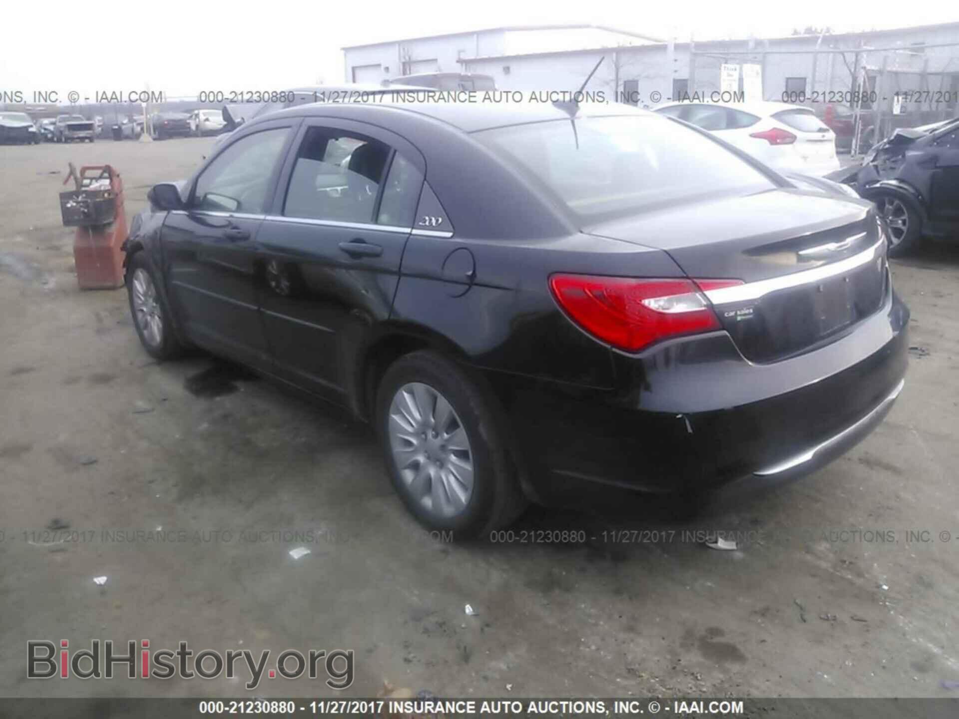 2012 Chrysler 200 - VIN: 1C3CCBAB4CN204697 - Photo 3