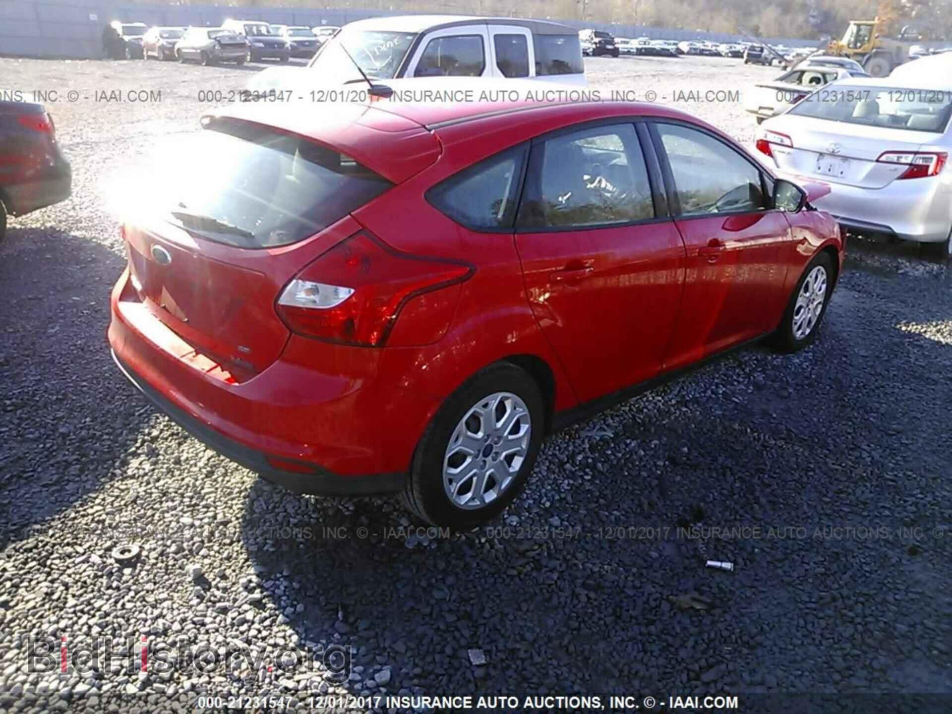 2012 Ford Focus - VIN: 1FAHP3K25CL150256 - Photo 4