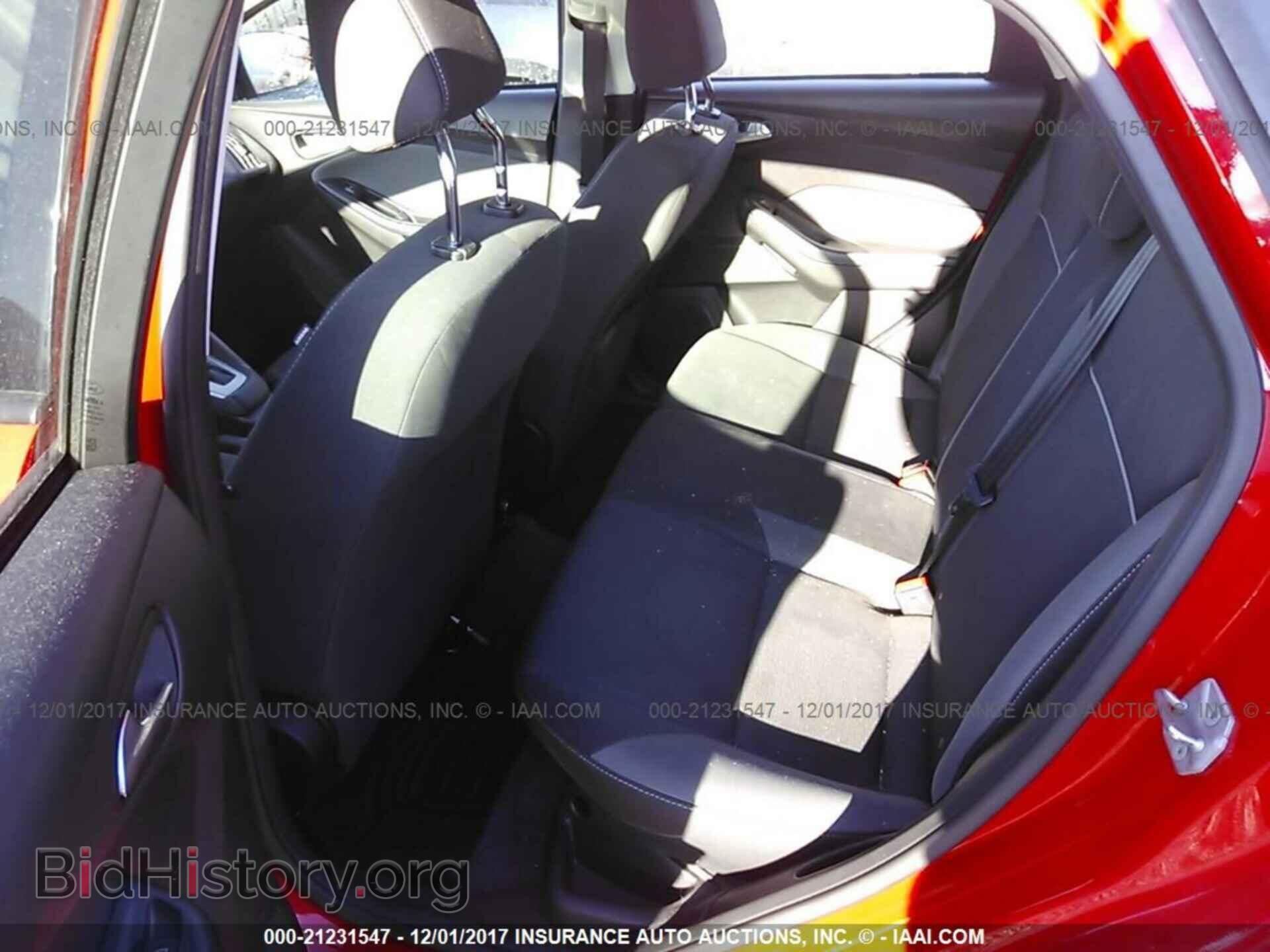 2012 Ford Focus - VIN: 1FAHP3K25CL150256 - Photo 8