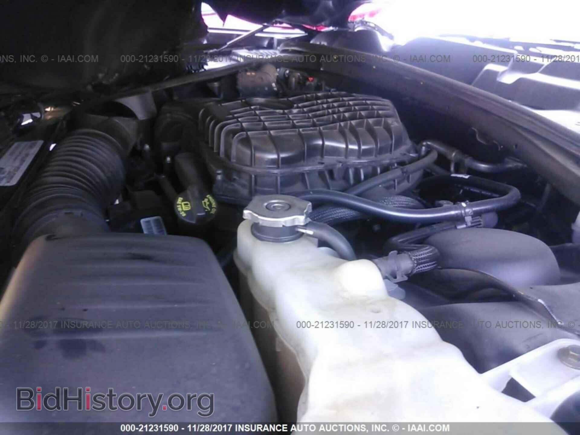 2015 Dodge Challenger - VIN: 2C3CDZAG4FH737180 - Photo 10