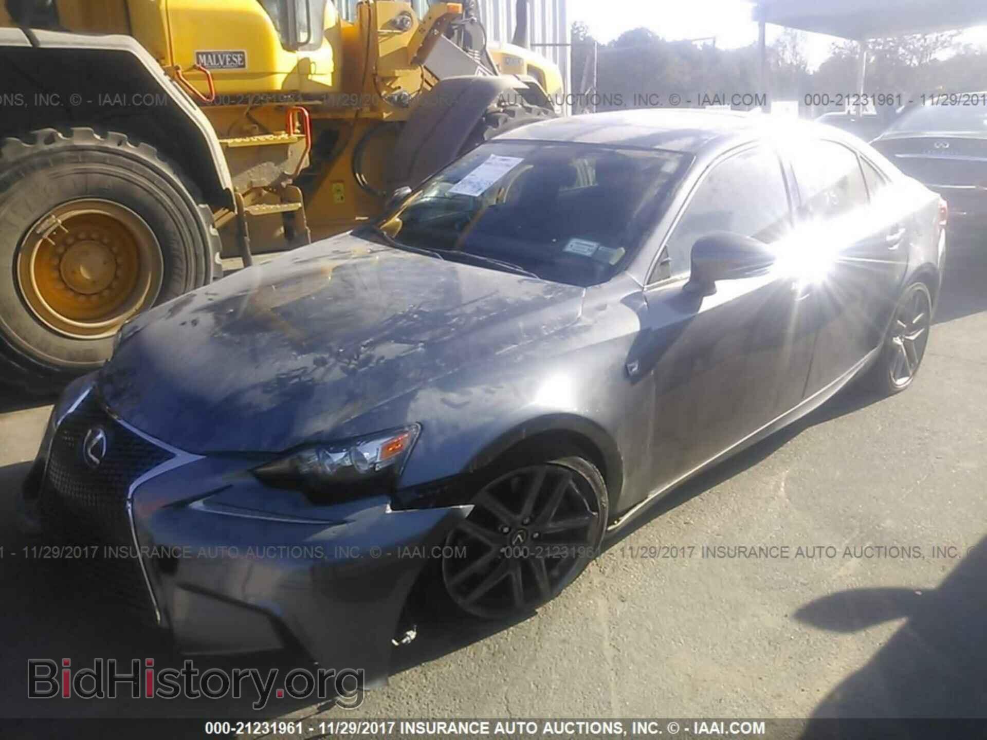 2014 Lexus Is - VIN: JTHCE1D29E5005237 - Photo 2