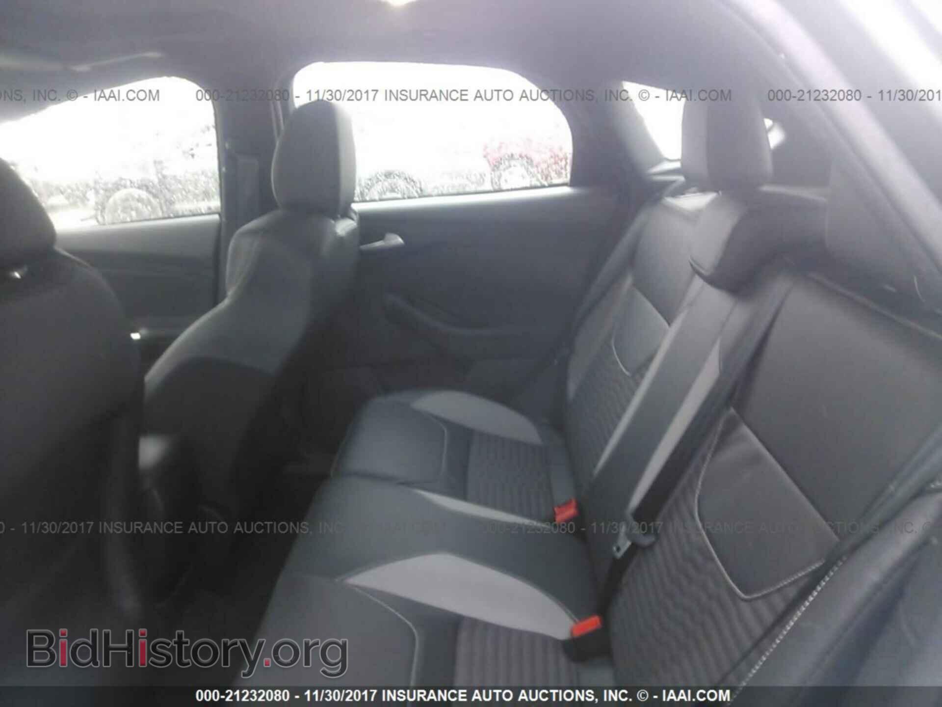 2017 Ford Focus - VIN: 1FADP3L95HL243599 - Фото 8