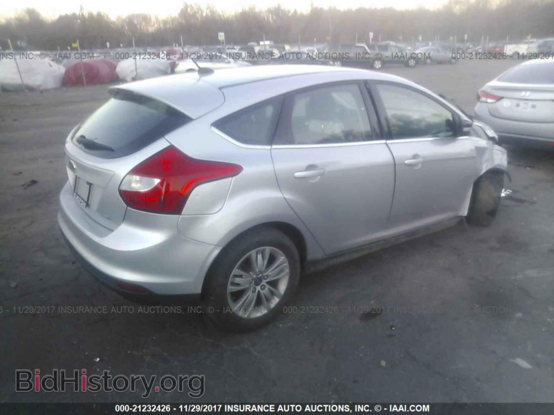 2012 Ford Focus - VIN: 1FAHP3M28CL116812 - Фото 4