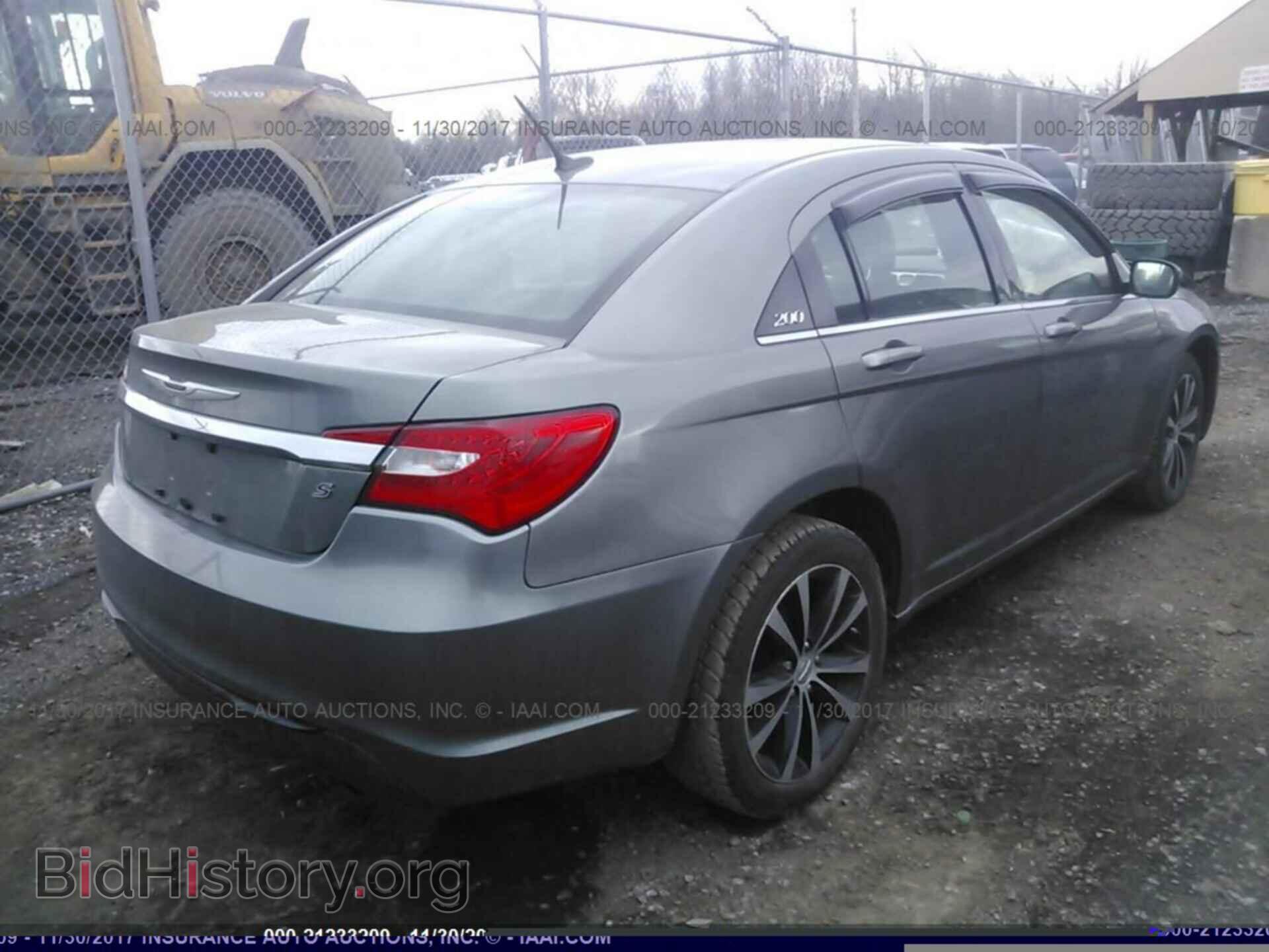 2013 Chrysler 200 - VIN: 1C3CCBBB6DN573688 - Photo 4