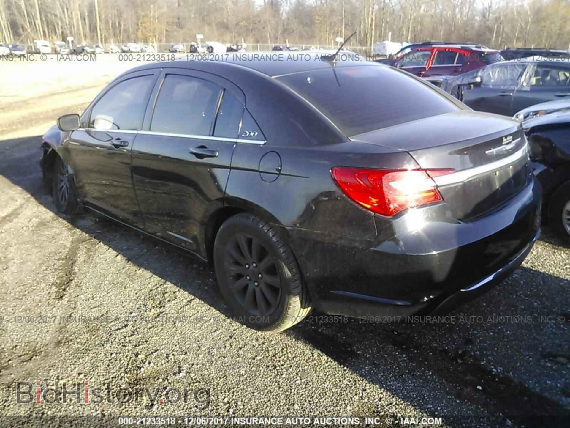 2011 Chrysler 200 - VIN: 1C3BC1FBXBN603286 - Photo 3