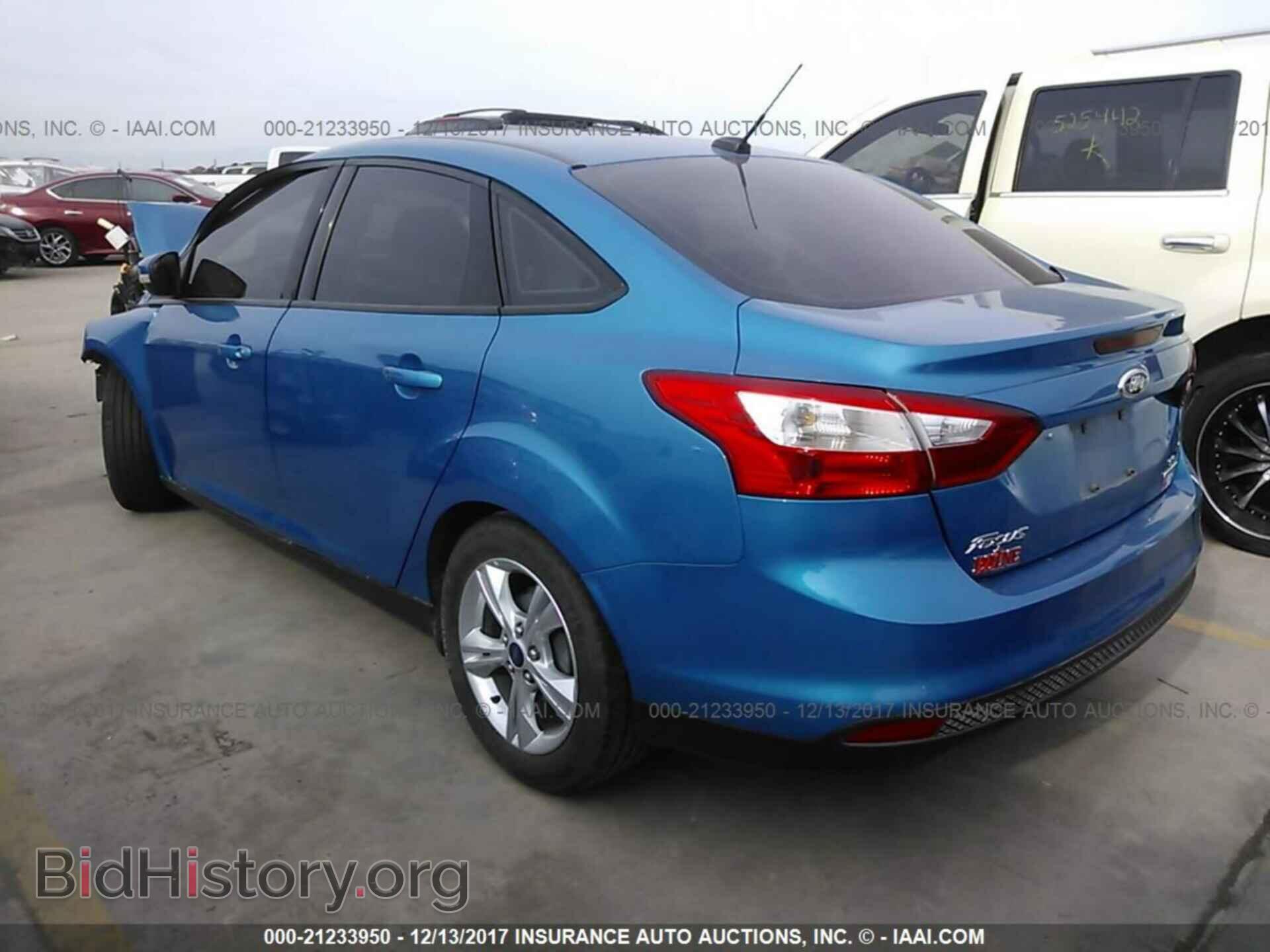 2014 Ford Focus - VIN: 1FADP3F24EL162975 - Фото 3