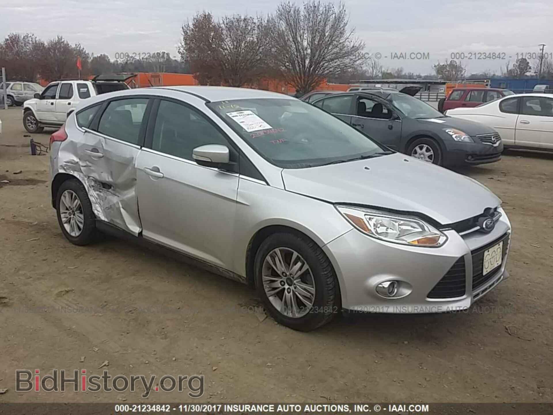Фотография 1FAHP3M25CL184081 - Ford Focus 2012