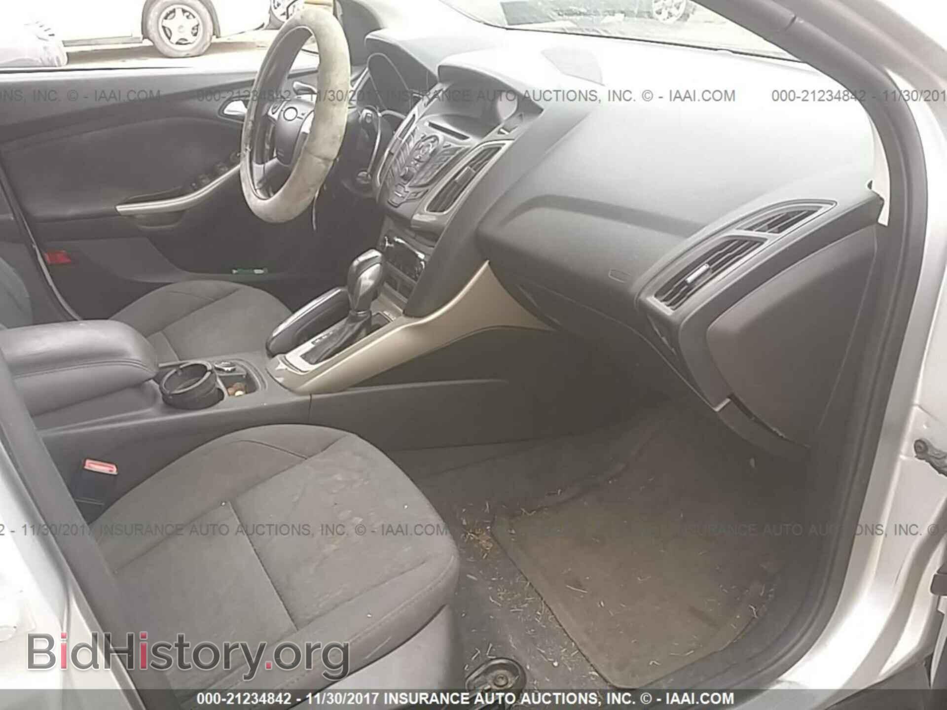 2012 Ford Focus - VIN: 1FAHP3M25CL184081 - Фото 5