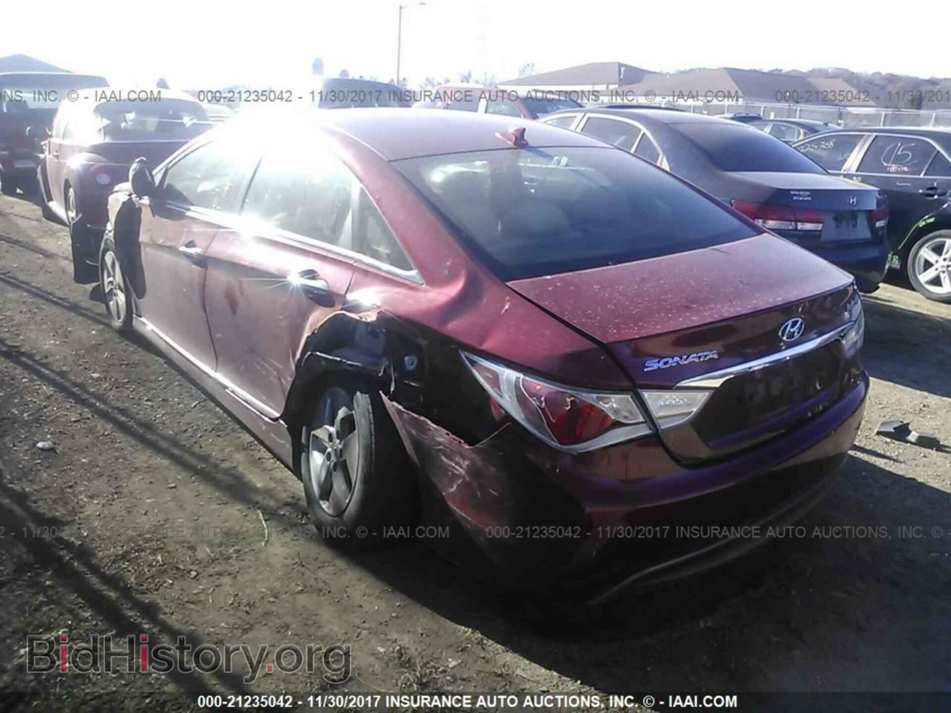 2012 Hyundai Sonata - VIN: KMHEC4A43CA032750 - Фото 3