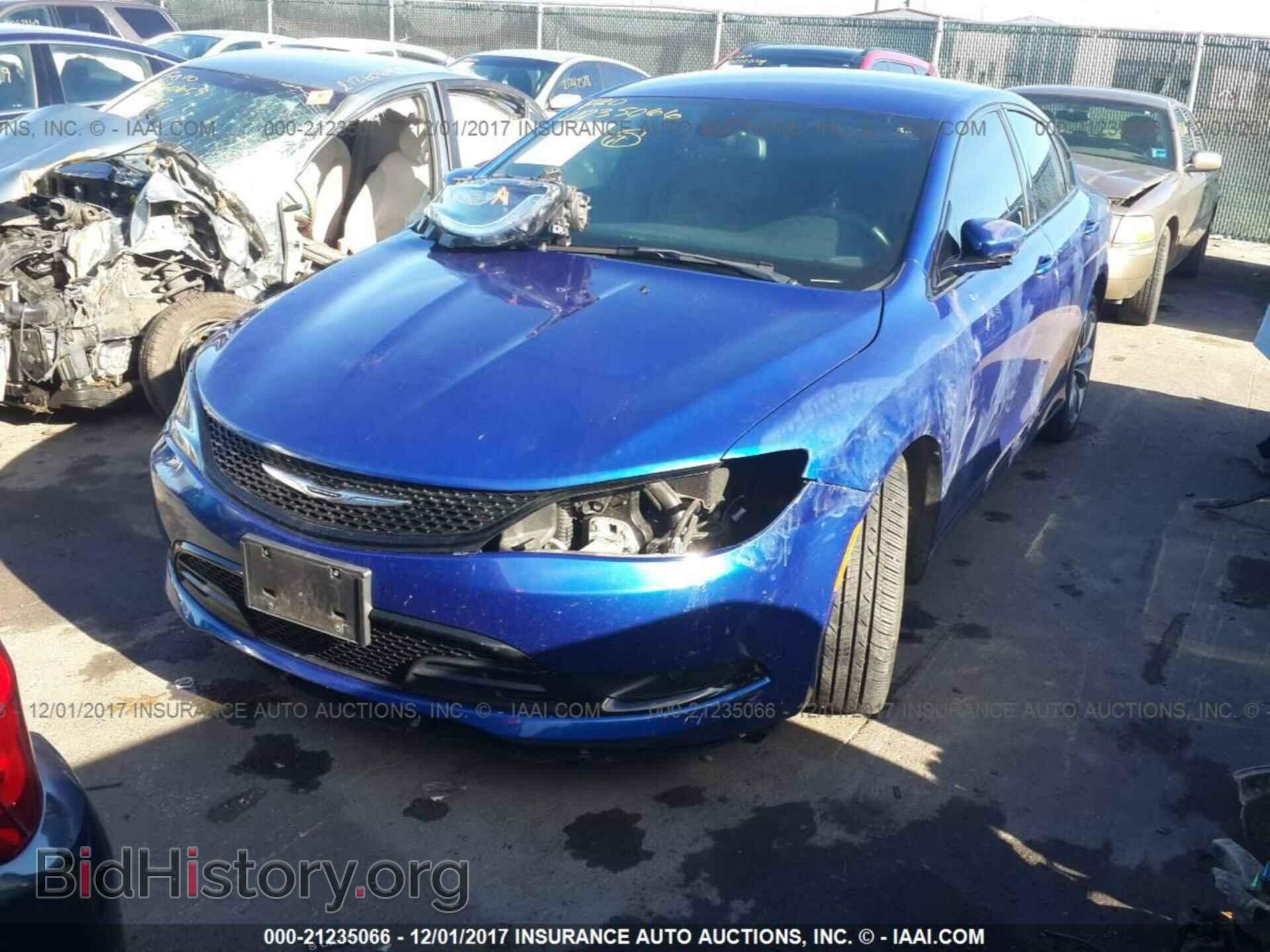 2015 Chrysler 200 - VIN: 1C3CCCBB2FN717777 - Photo 2