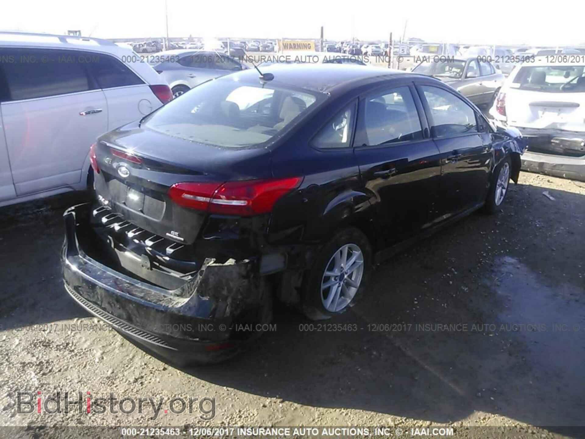 2016 Ford Focus - VIN: 1FADP3F2XGL277809 - Фото 4