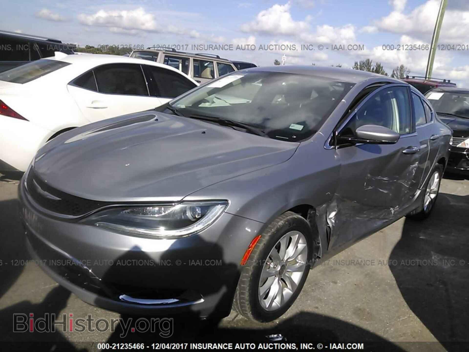 2015 Chrysler 200 - VIN: 1C3CCCCB8FN544801 - Фото 2