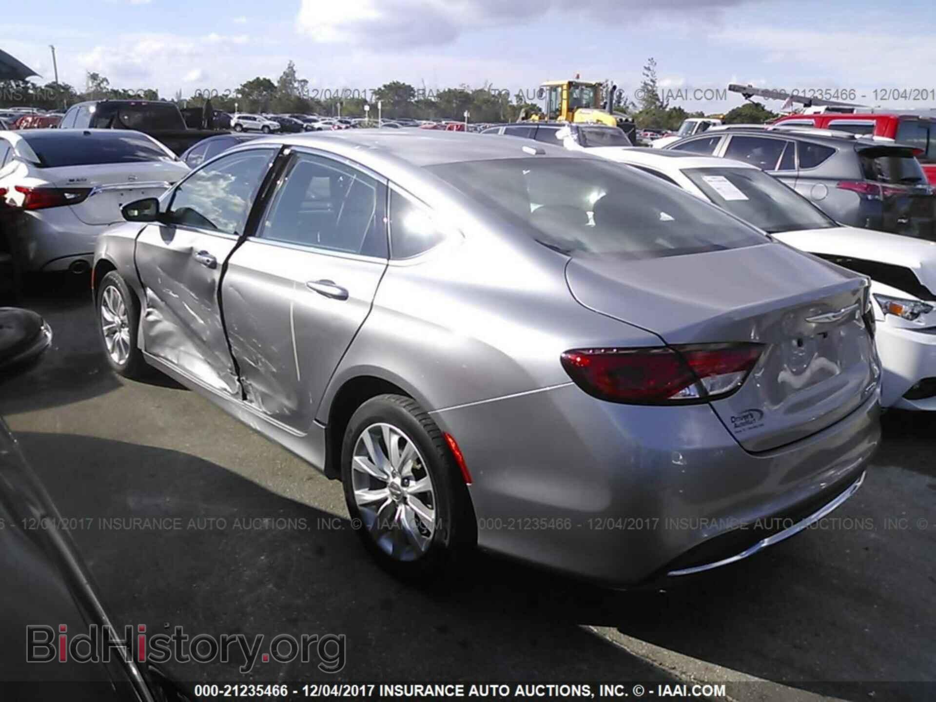 2015 Chrysler 200 - VIN: 1C3CCCCB8FN544801 - Фото 3