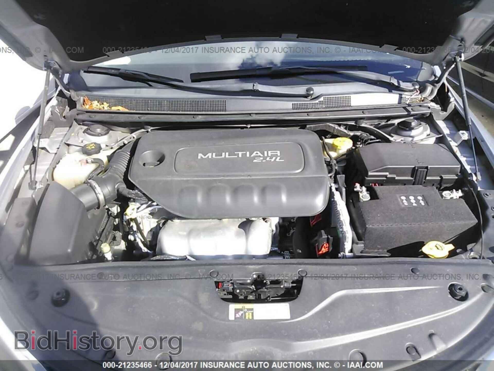 2015 Chrysler 200 - VIN: 1C3CCCCB8FN544801 - Фото 10