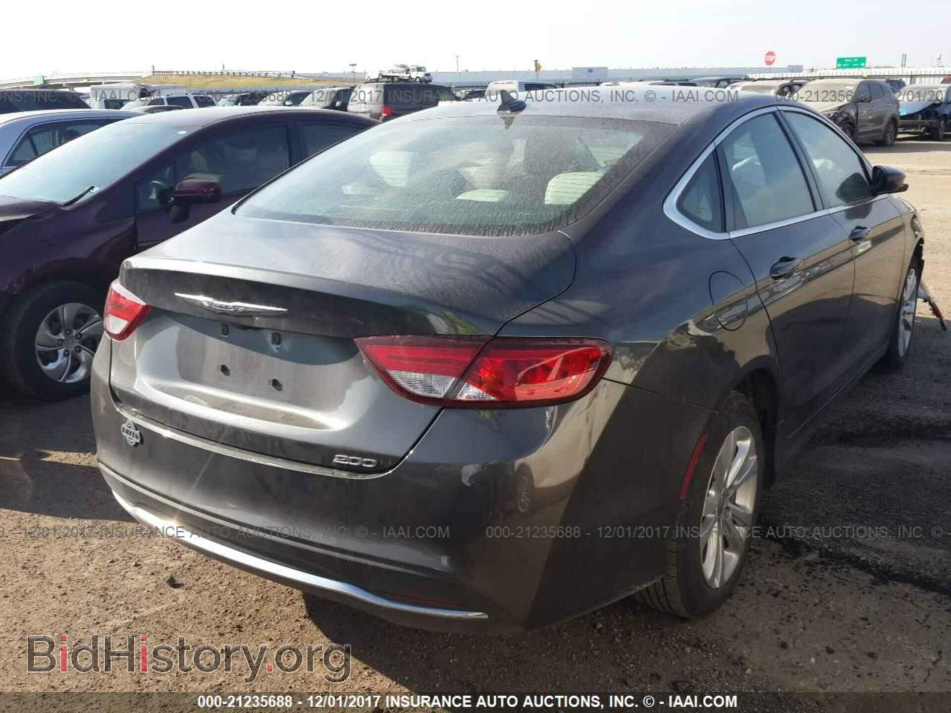 2016 Chrysler 200 - VIN: 1C3CCCAB4GN184351 - Фото 4