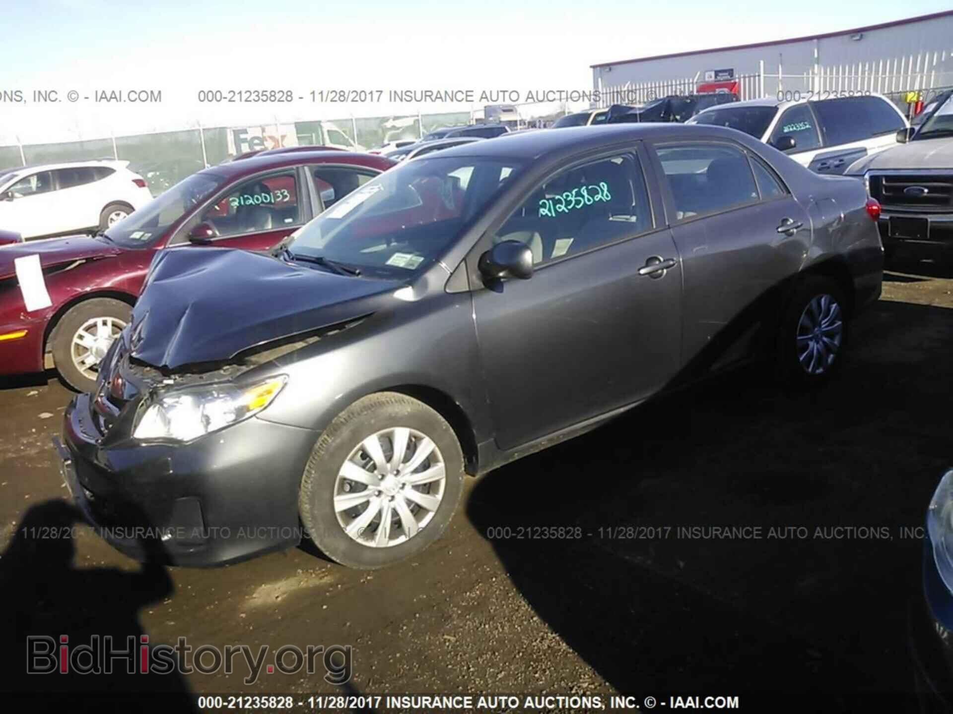 2012 Toyota Corolla - VIN: 2T1BU4EEXCC877159 - Фото 2