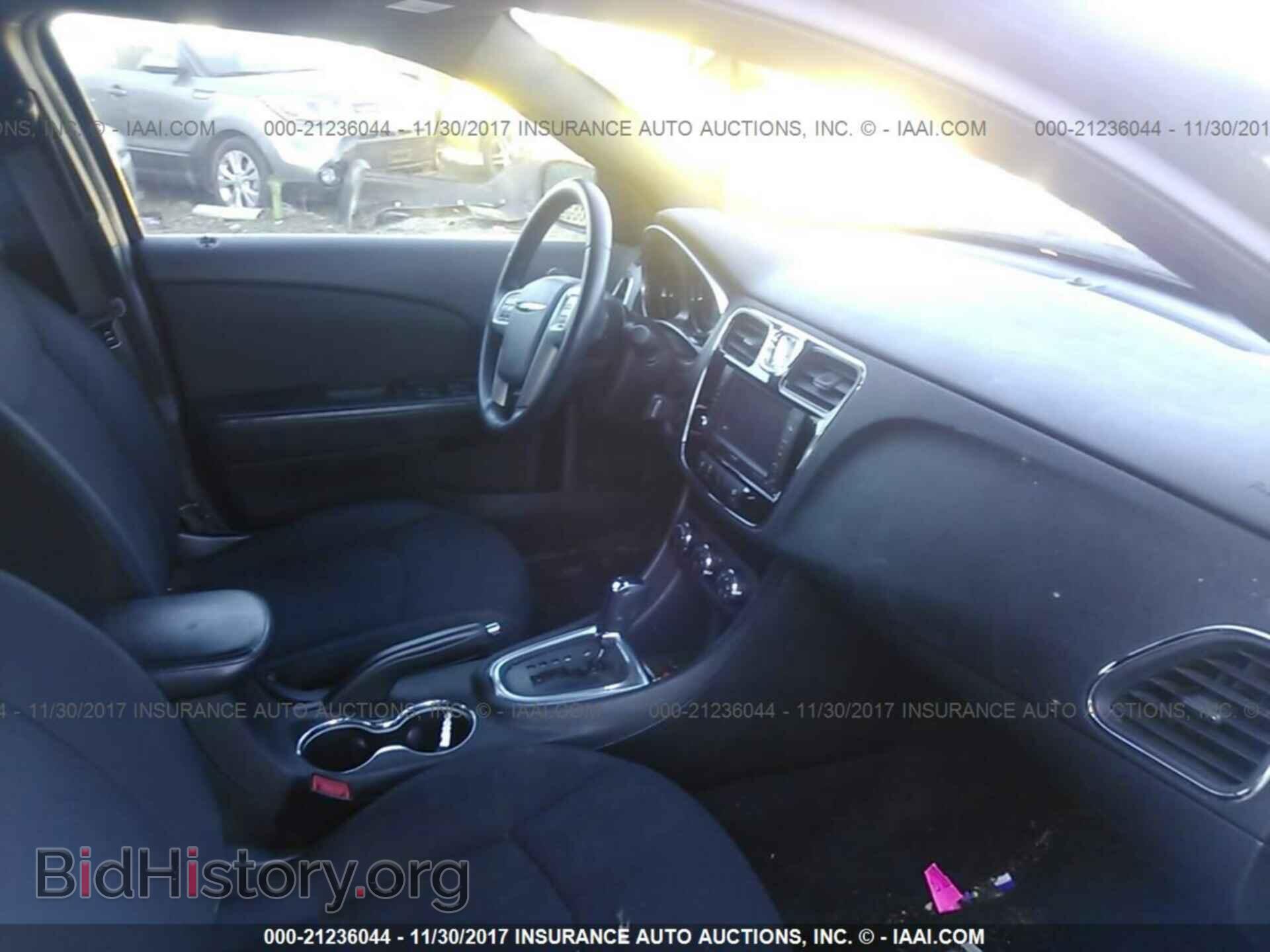 2012 Chrysler 200 - VIN: 1C3CCBBB9CN330861 - Фото 5