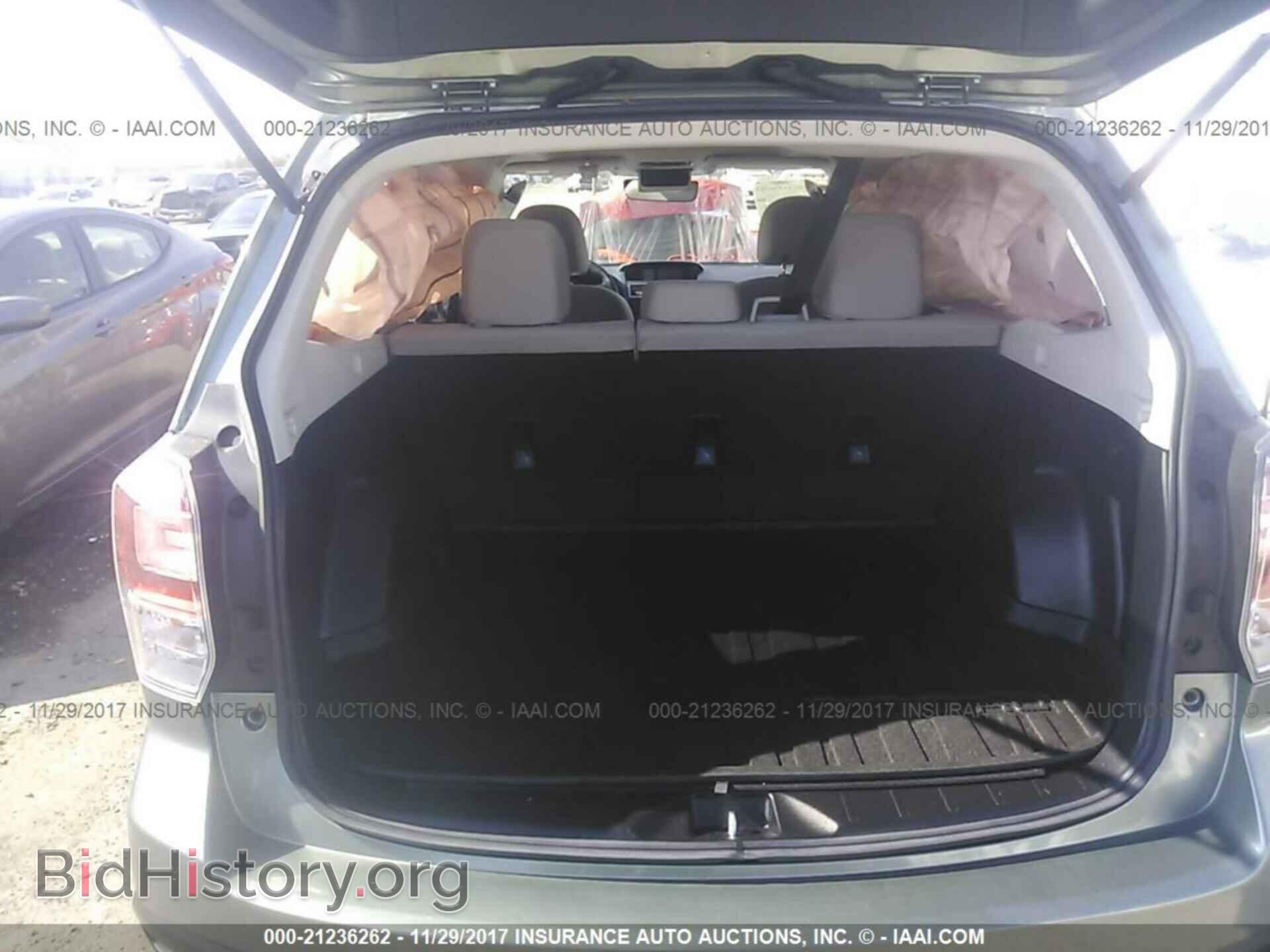 2017 Subaru Forester - VIN: JF2SJAEC8HH402832 - Фото 8