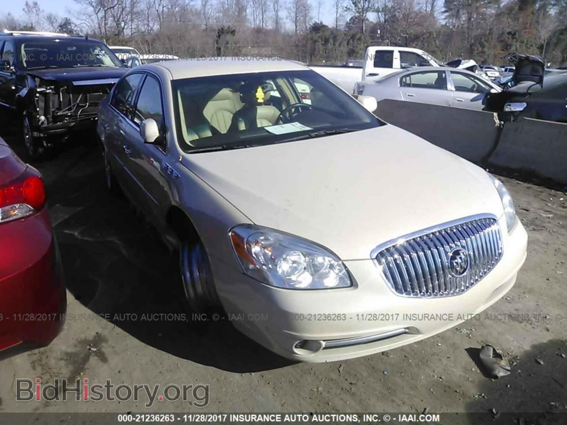 Photo 1G4HC5EM6BU144341 - Buick Lucerne 2011