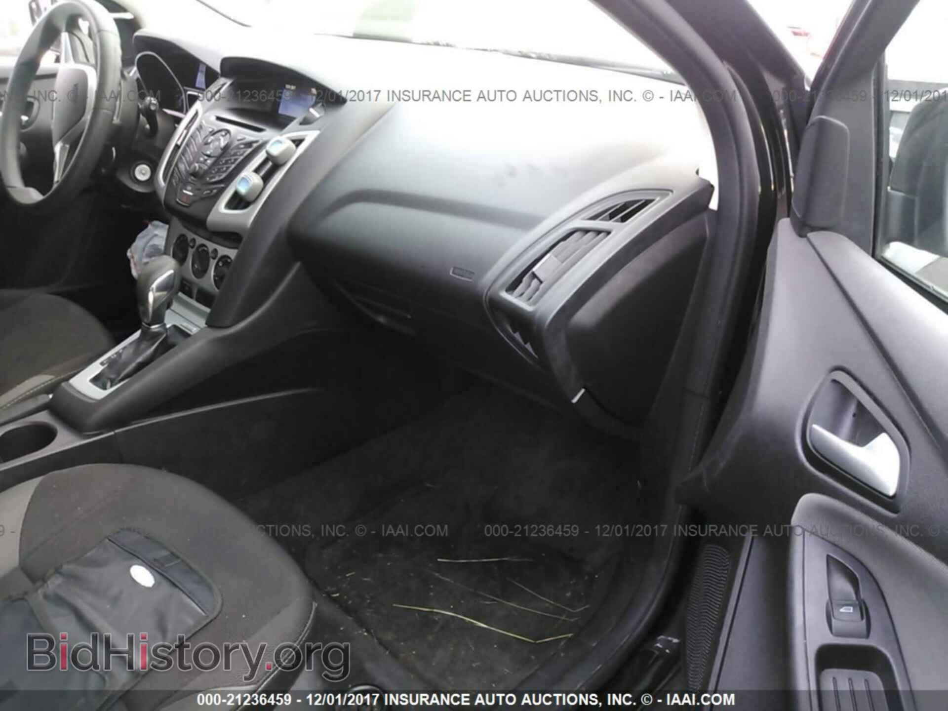 2014 Ford Focus - VIN: 1FADP3K23EL327145 - Photo 5