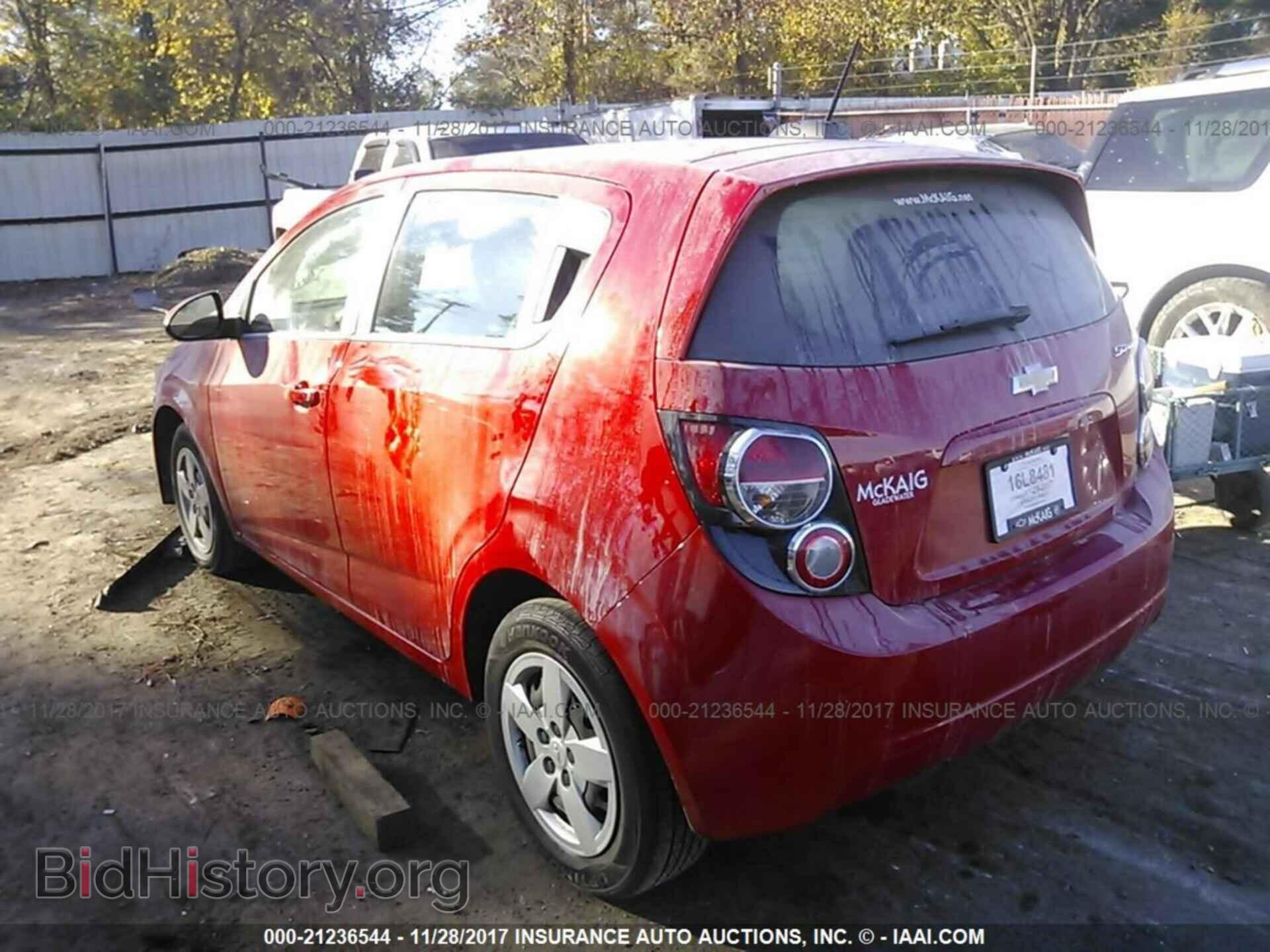 2015 Chevrolet Sonic - VIN: 1G1JA6SH4F4157905 - Фото 3