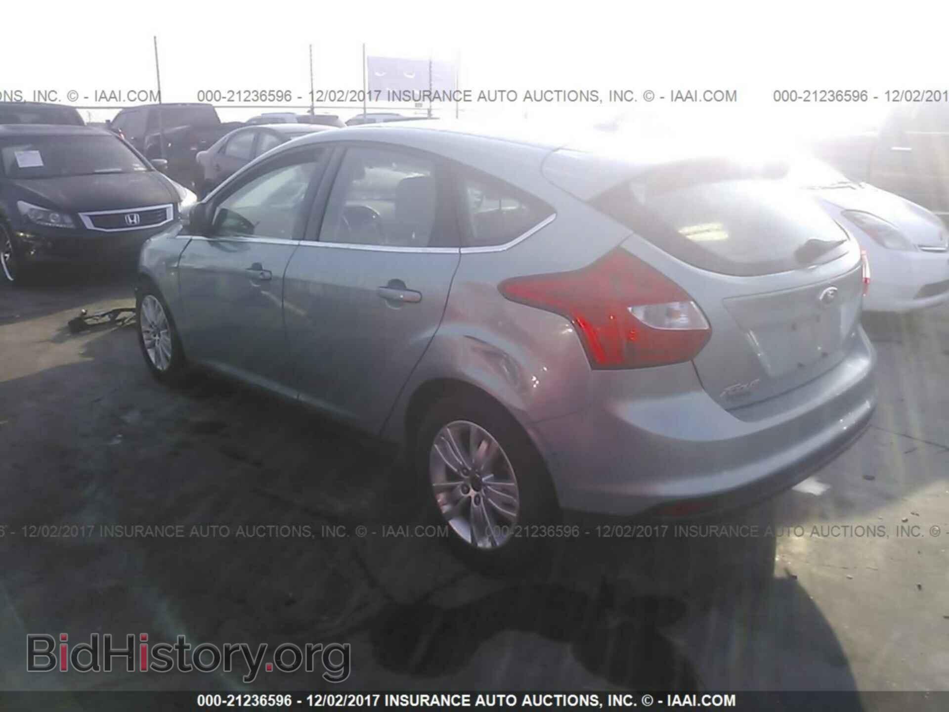 2012 Ford Focus - VIN: 1FAHP3M20CL358364 - Фото 3