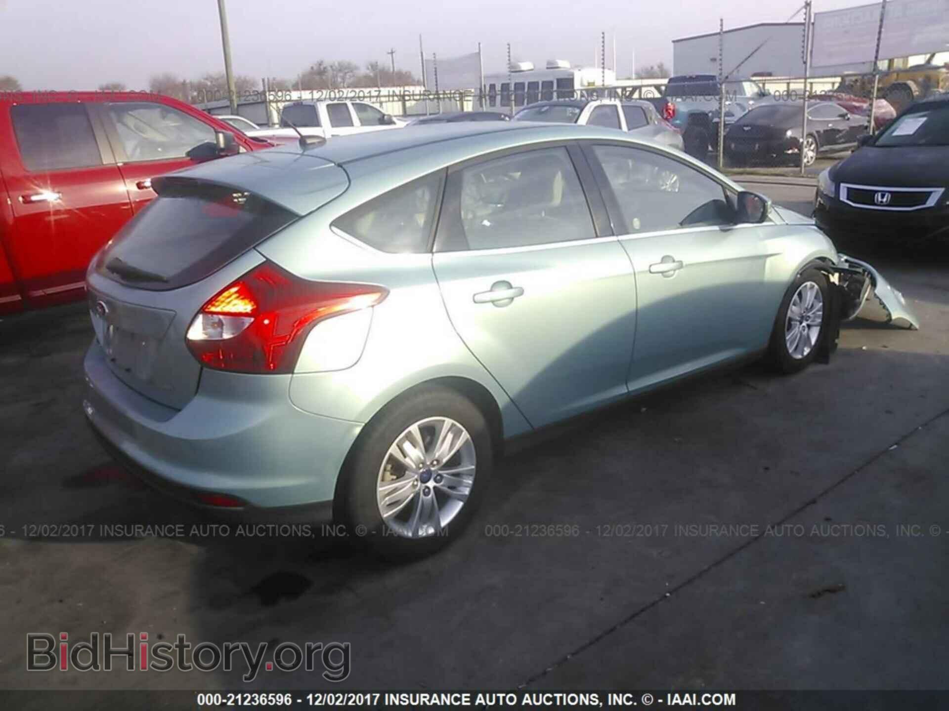 2012 Ford Focus - VIN: 1FAHP3M20CL358364 - Фото 4