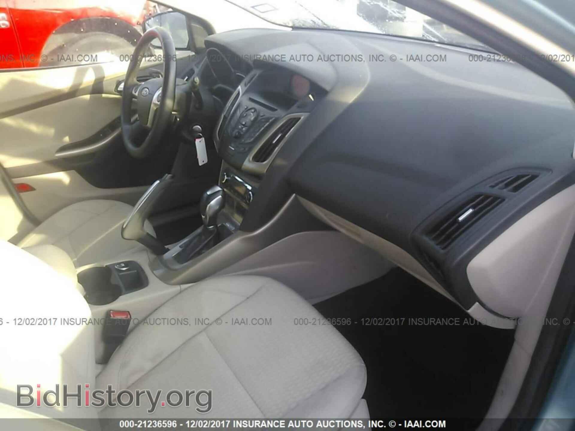 2012 Ford Focus - VIN: 1FAHP3M20CL358364 - Фото 5