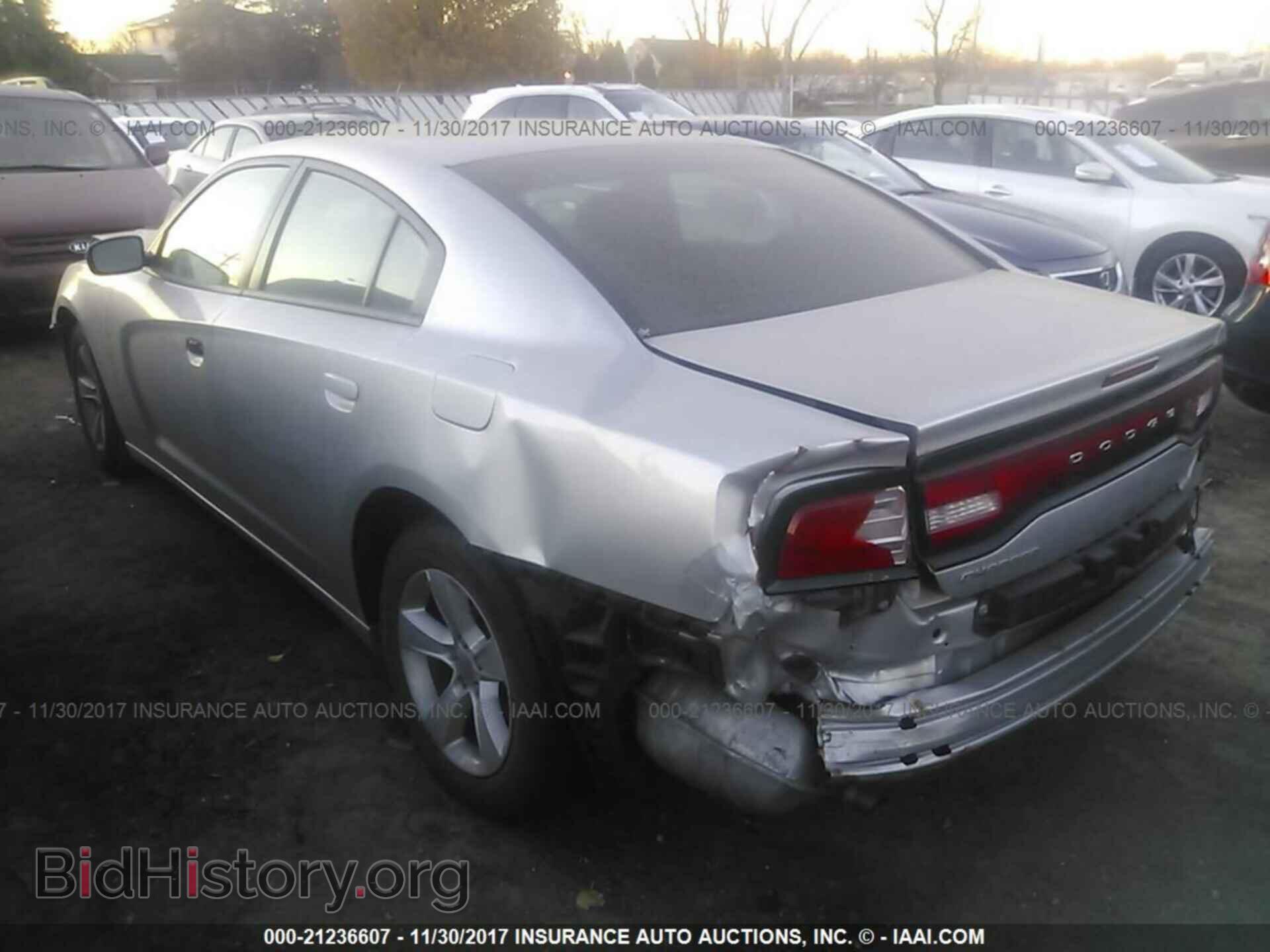 2012 Dodge Charger - VIN: 2C3CDXBG7CH121651 - Фото 3