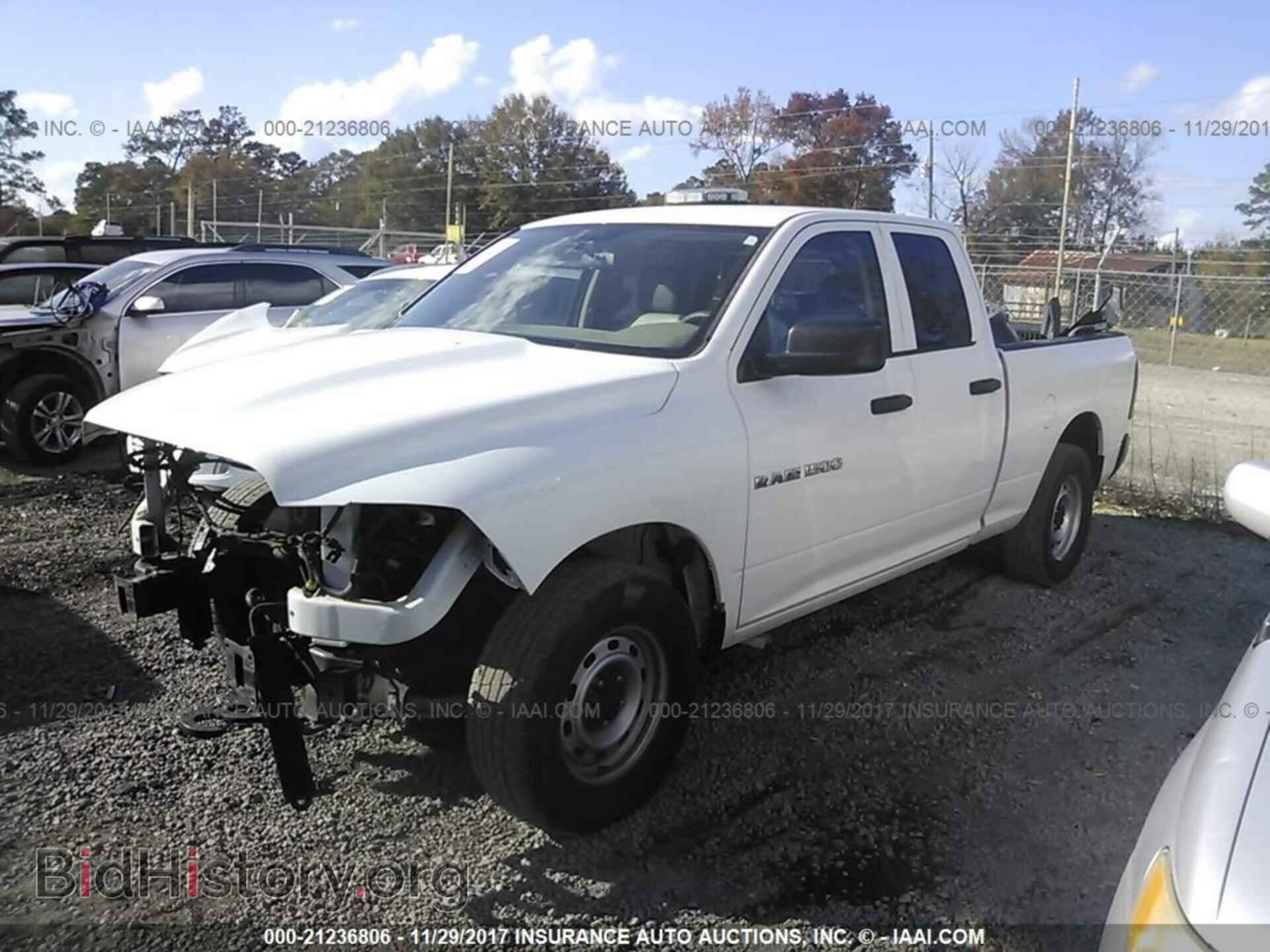 2012 Dodge Ram 1500 - VIN: 1C6RD7FP1CS324647 - Photo 2