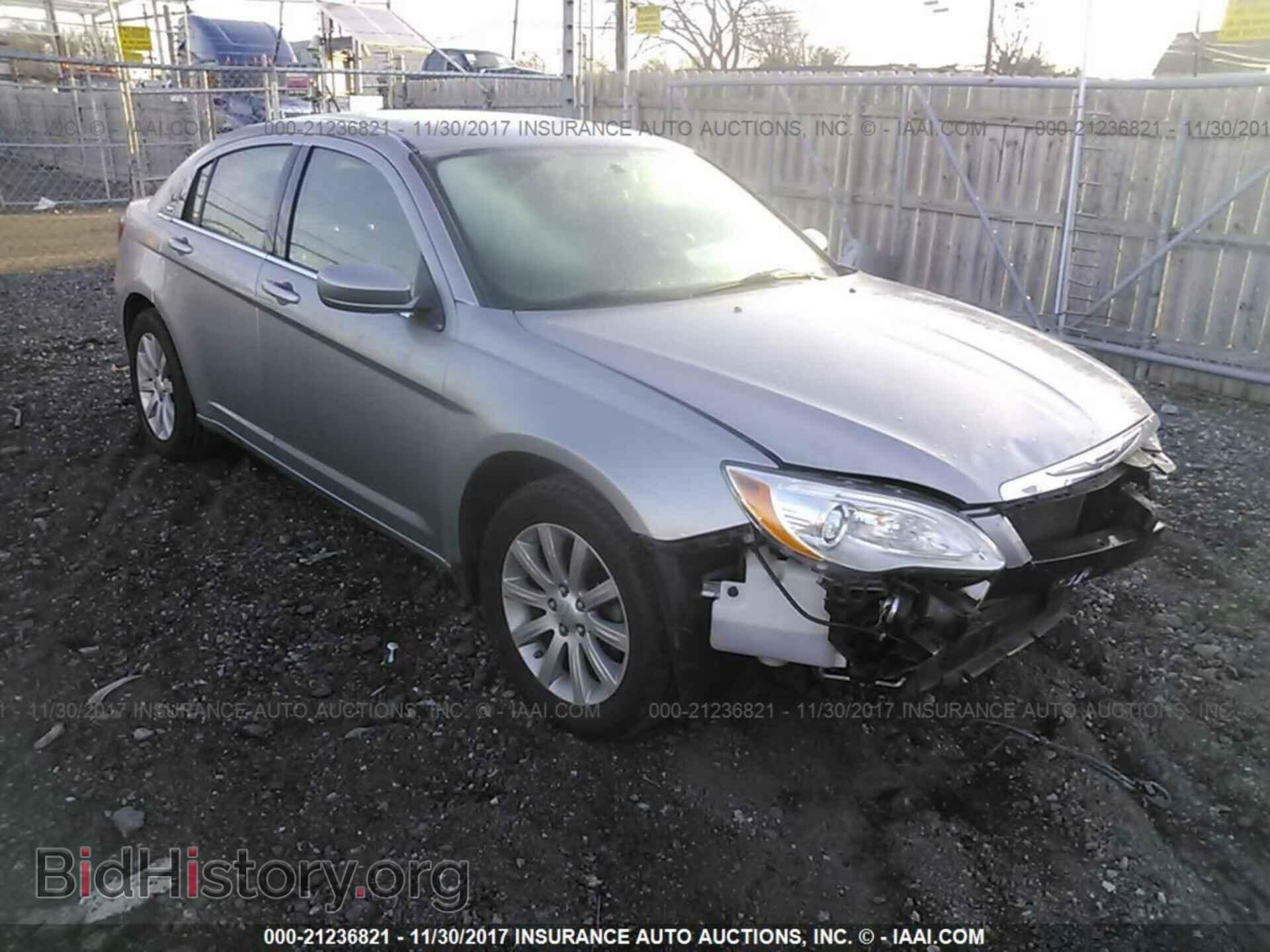 Photo 1C3CCBBB3DN665616 - Chrysler 200 2013