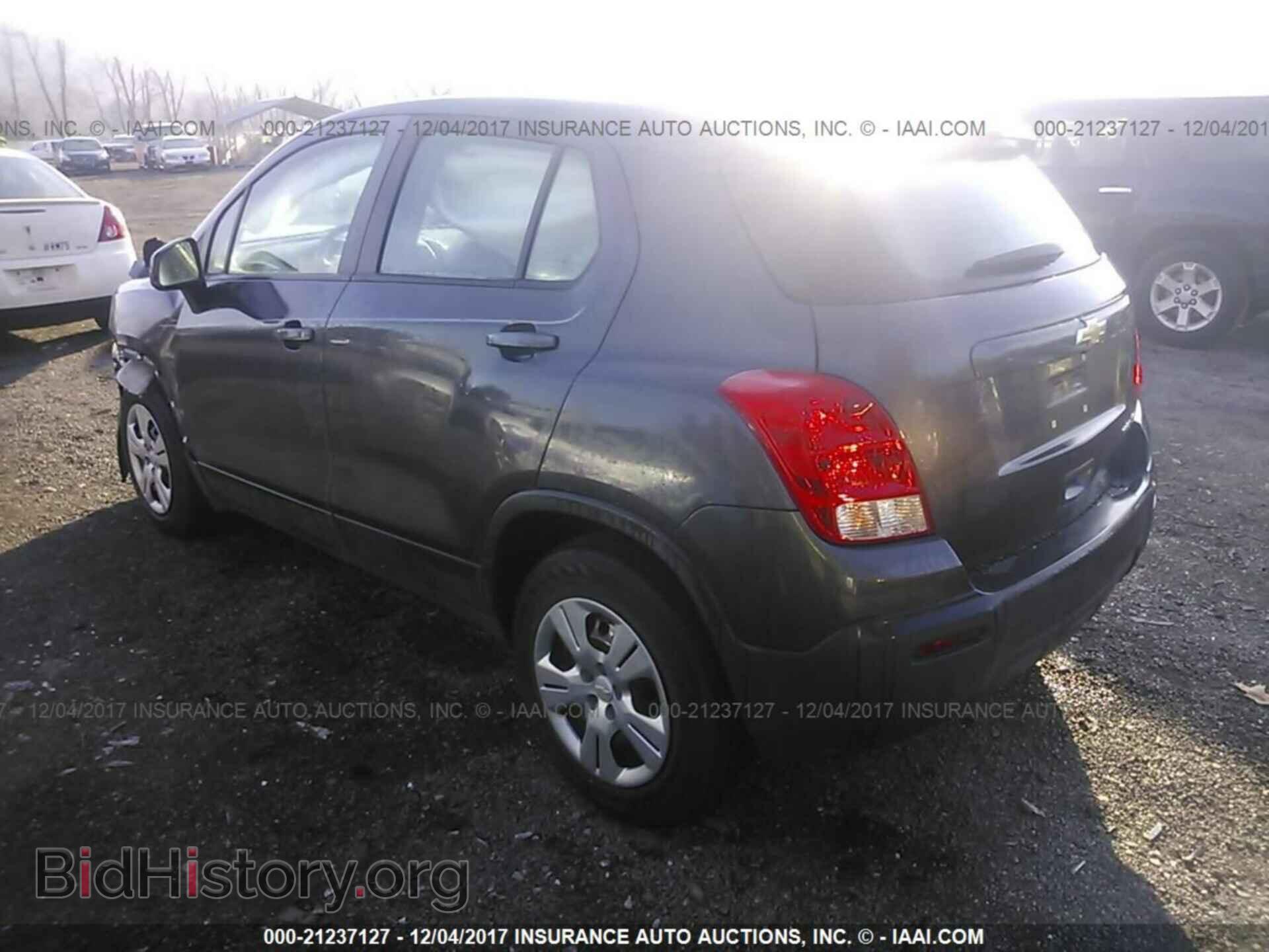 2016 Chevrolet Trax - VIN: 3GNCJKSB3GL222153 - Фото 3