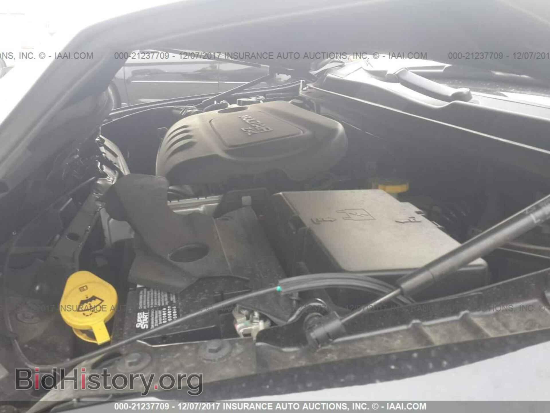 2015 Chrysler 200 - VIN: 1C3CCCBB7FN613110 - Photo 10