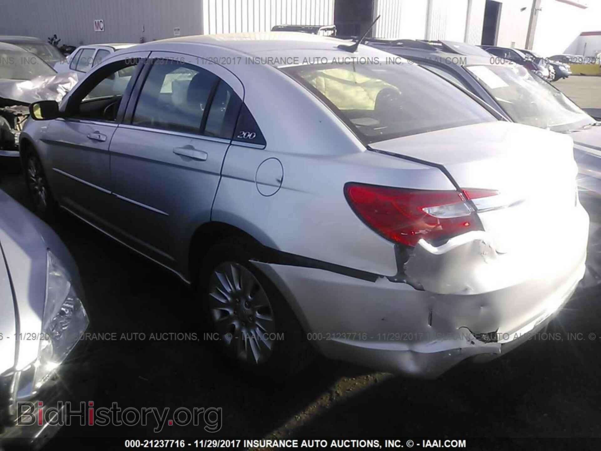 2012 Chrysler 200 - VIN: 1C3CCBAB7CN228783 - Photo 3