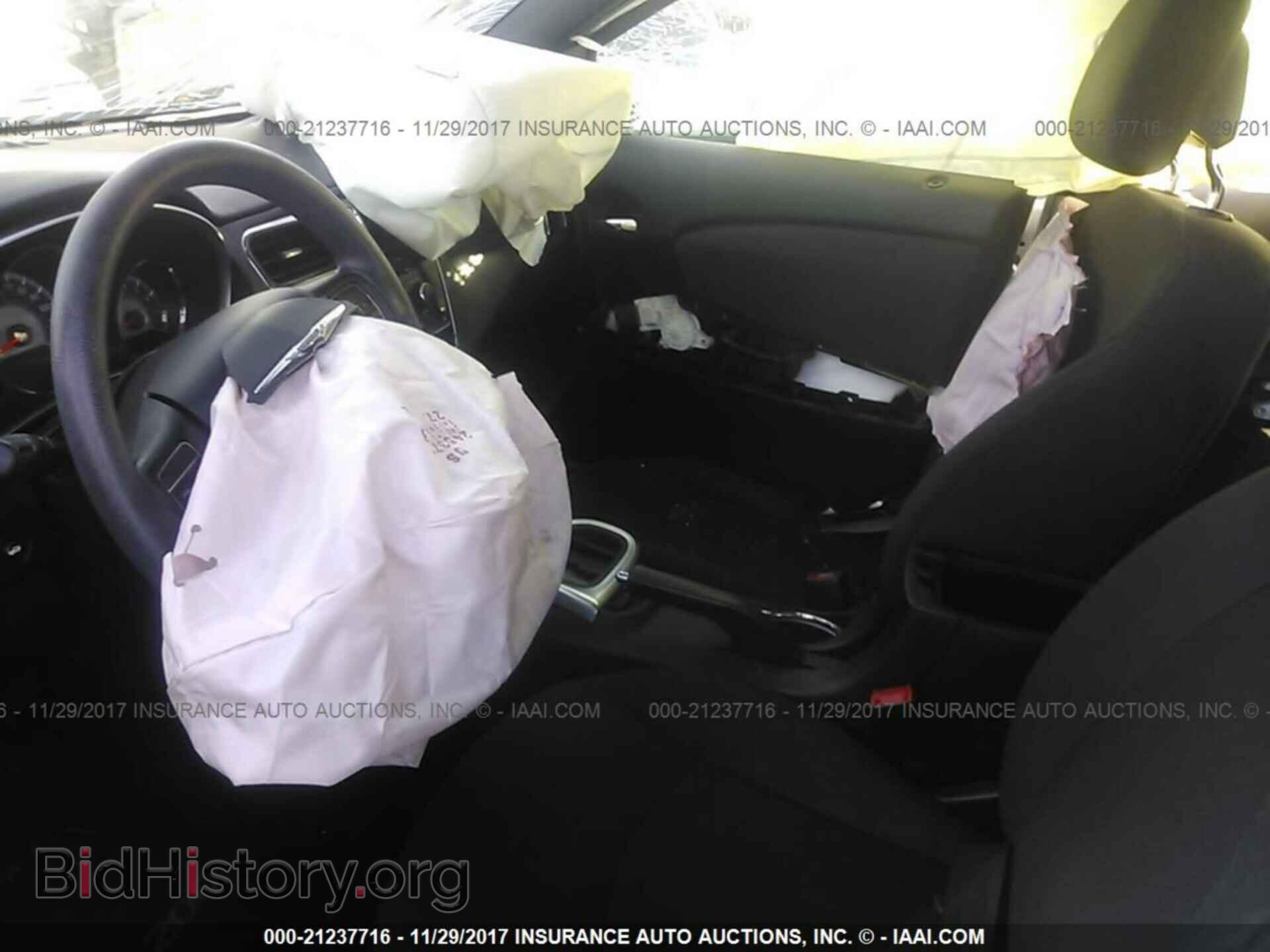 2012 Chrysler 200 - VIN: 1C3CCBAB7CN228783 - Photo 5