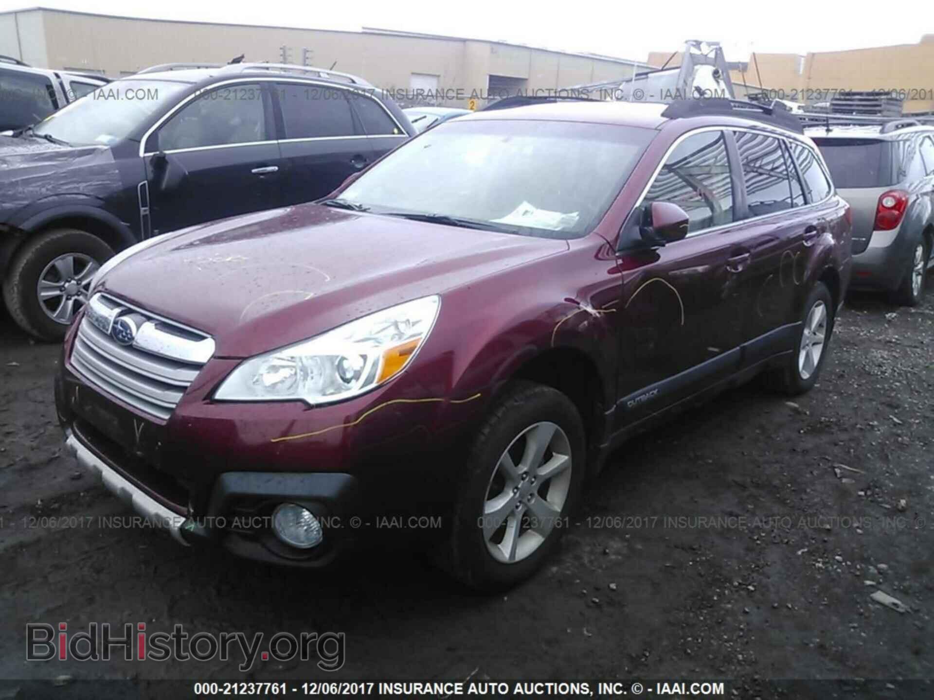 2013 Subaru Outback - VIN: 4S4BRBBC4D3305096 - Фото 2