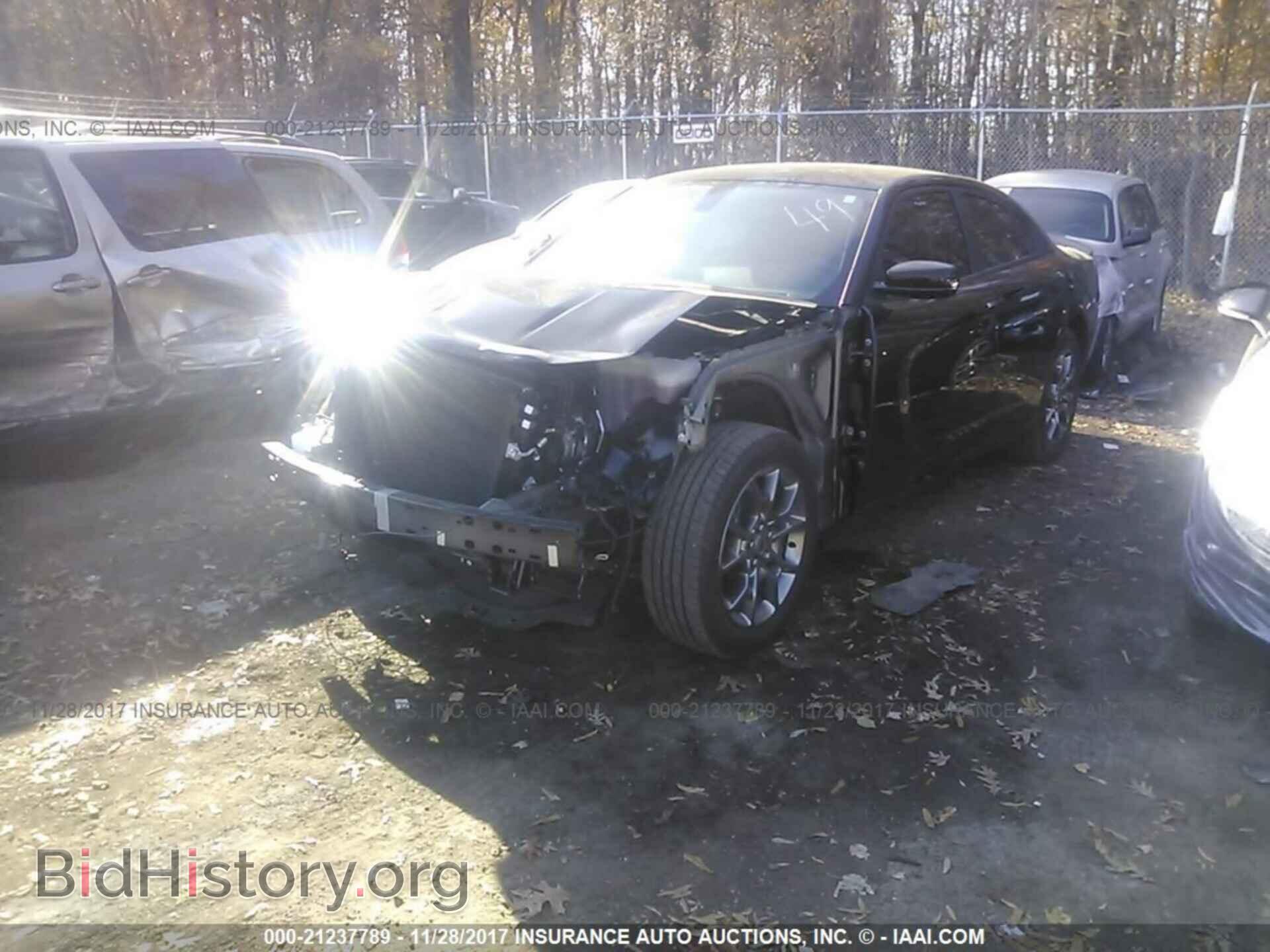 2017 Dodge Charger - VIN: 2C3CDXJG4HH557575 - Фото 2