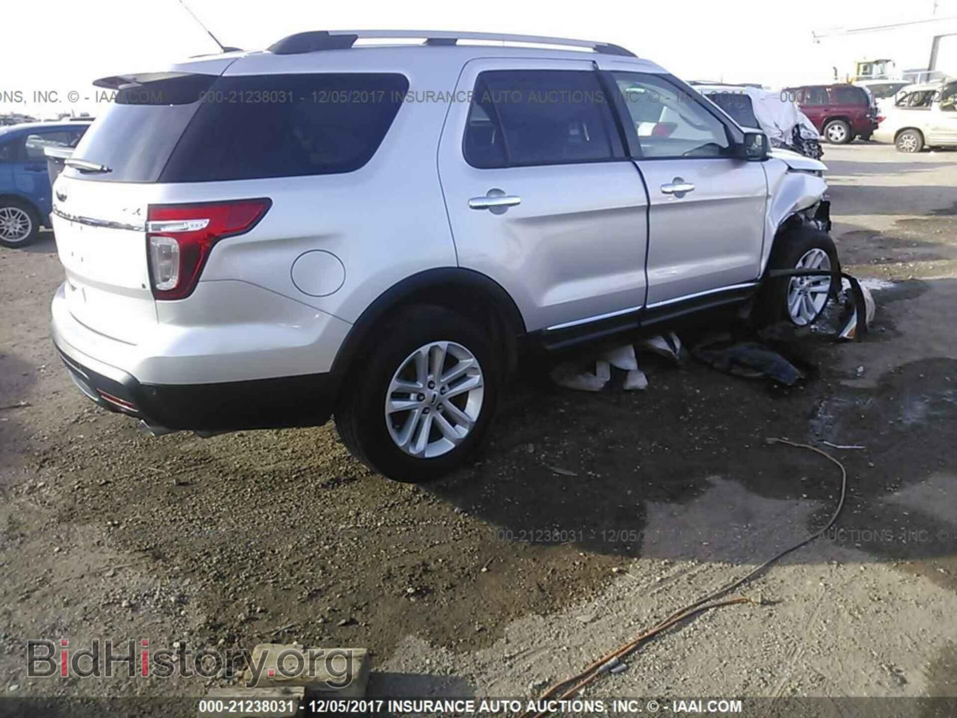 2013 Ford Explorer - VIN: 1FM5K8D88DGB14321 - Photo 4